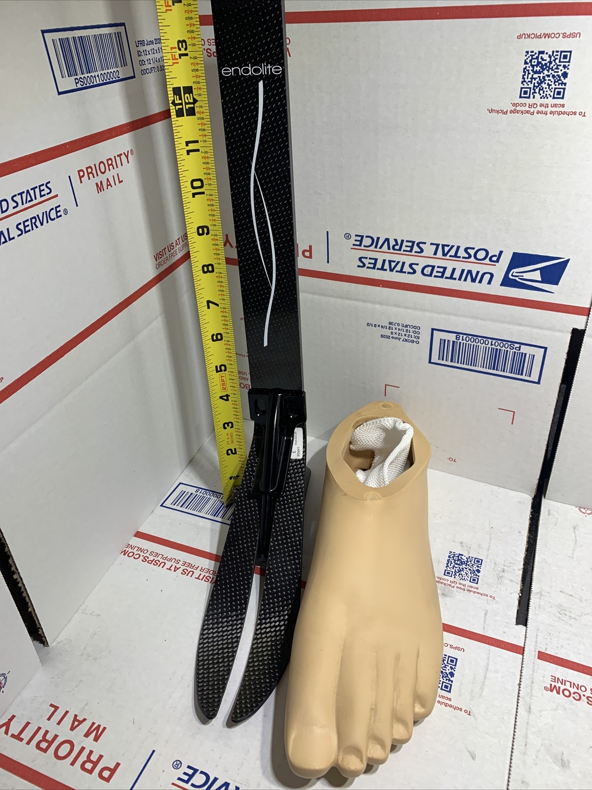 endolite blatchford elite blade prosthetic foot. size 28. category 3