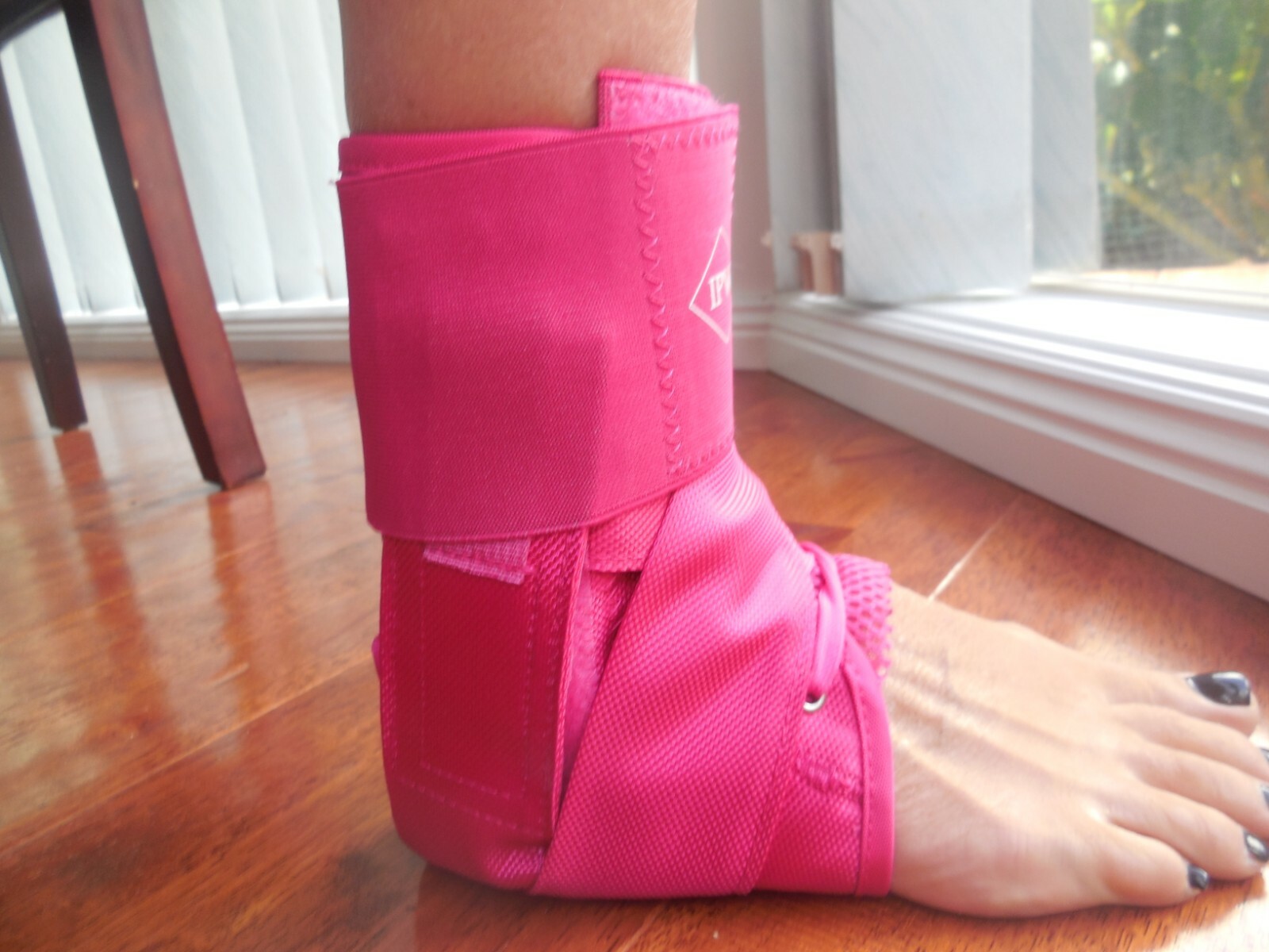 Pair of Quality Ankle Braces Free Postage Same Day Shipping OZ SELLER
