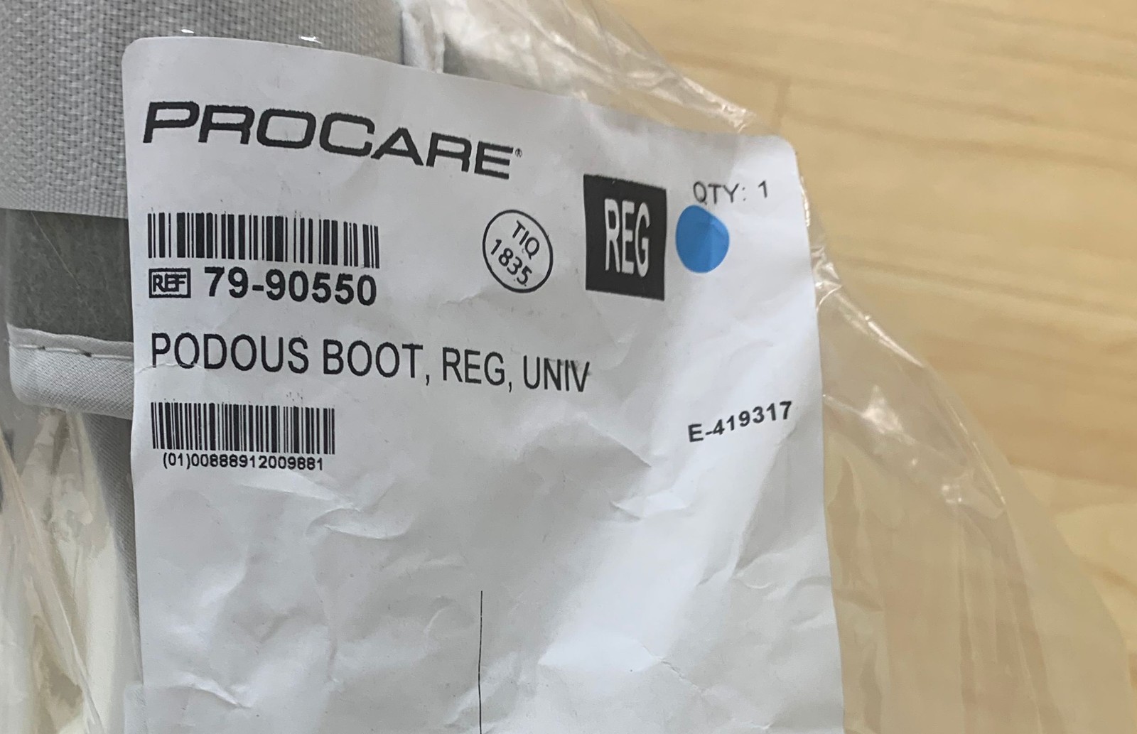 Procare 79-90550 Hook & Loop Closure Universal Podous Boot, Regular