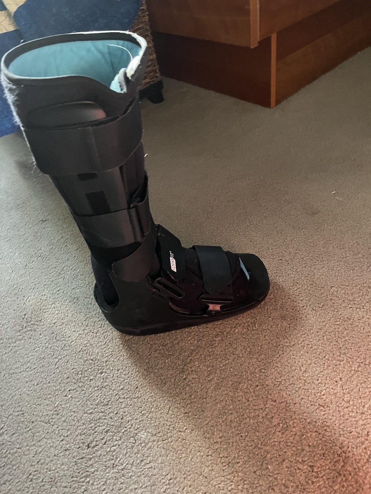 Form Fit Adjustable Orthopedic Walking Boot Black for Immobilization Leg Foot