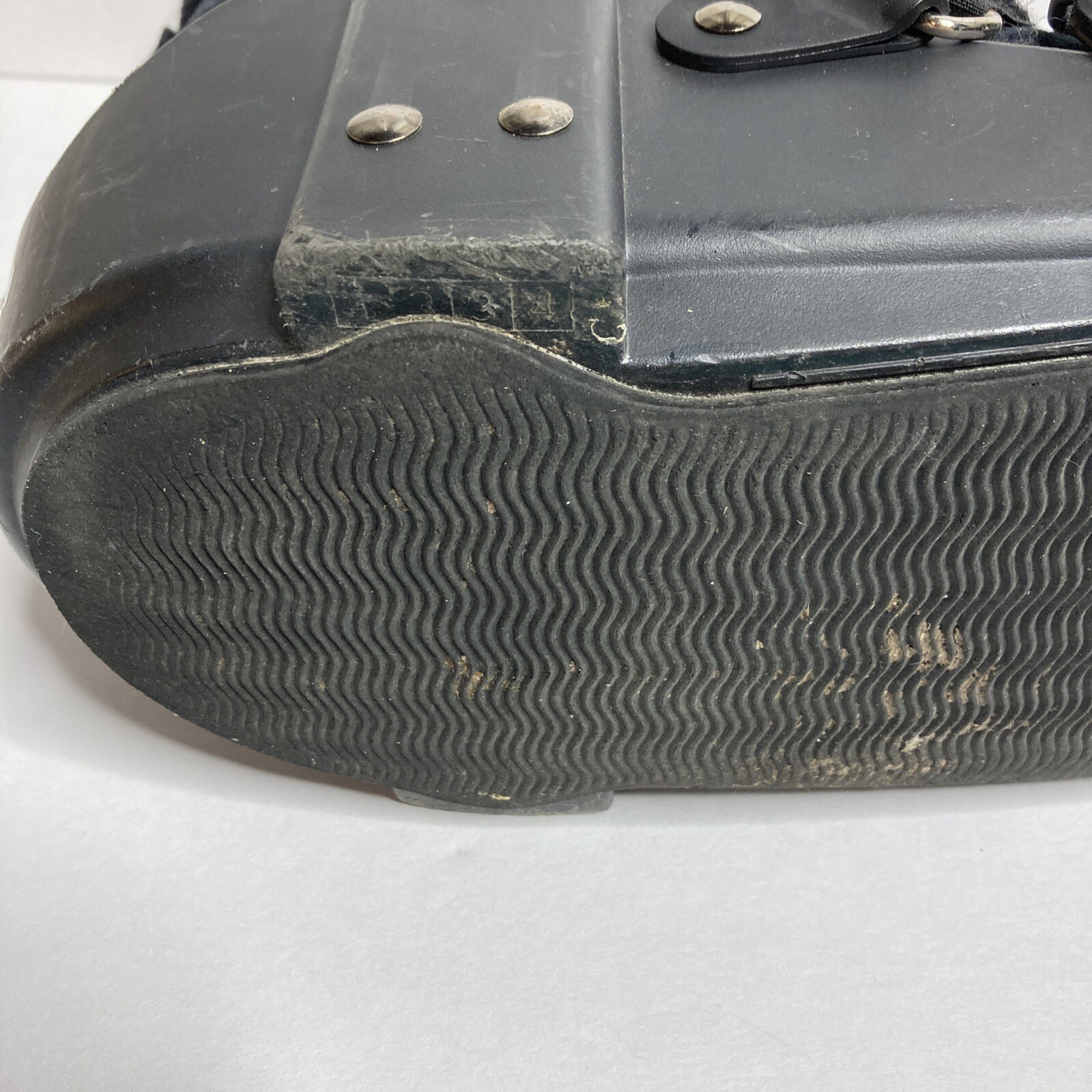 Anklizer II Low-Top Fixed MD, Bird And Cronin Inc., Medium
