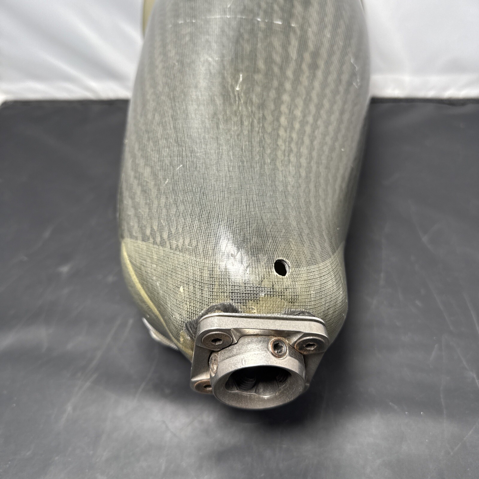 PROSTHETIC GRAY CARBON FIBER LEG SOCKET Above Knee Left Leg W Mounting Plate