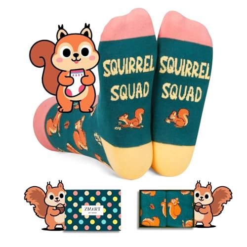 Novelty Crazy Animal Gag Gifts – Quirky Backyard Fox Squirrel Squirrel Squad