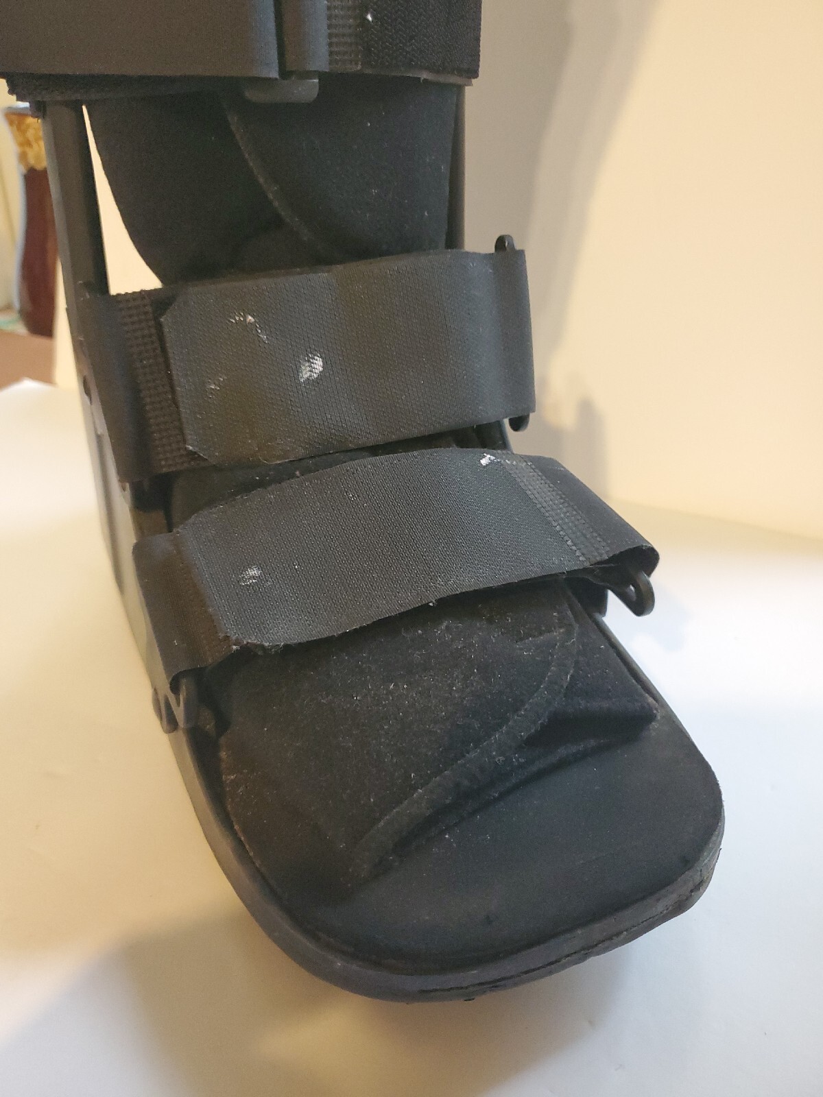 MD Standard Walking Boot Adult Size Medium Walker Brace Men 7-10 Women 8–11