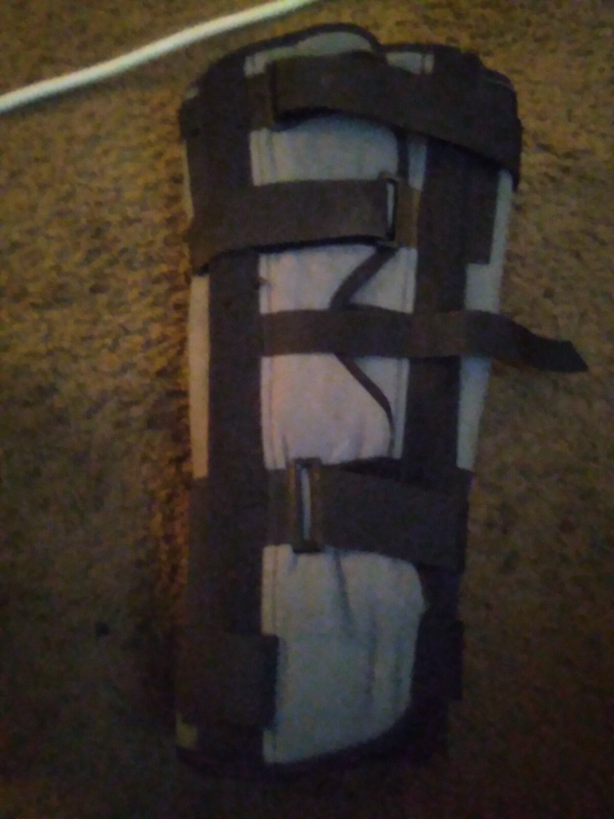 DJO LLC KNEE IMMOBILIZER