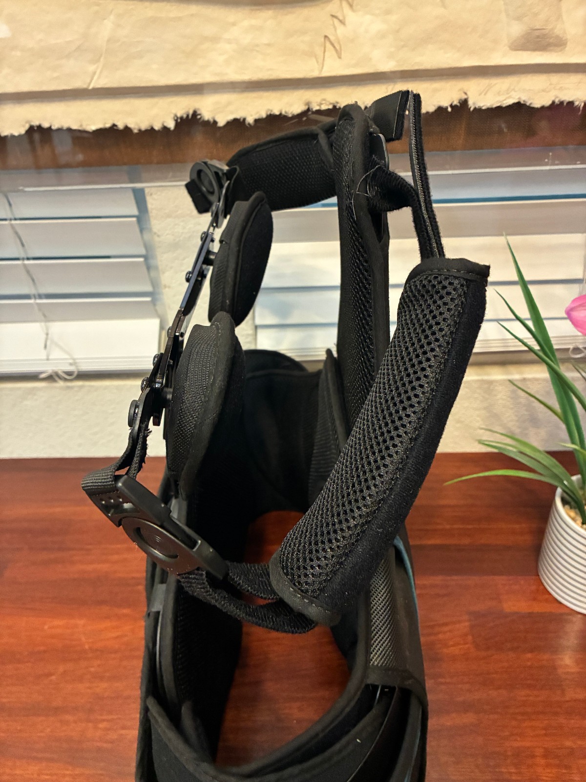 Breg Pinnacle TLSO 464 Back Brace Spinal Orthosis Adjustable 85% New
