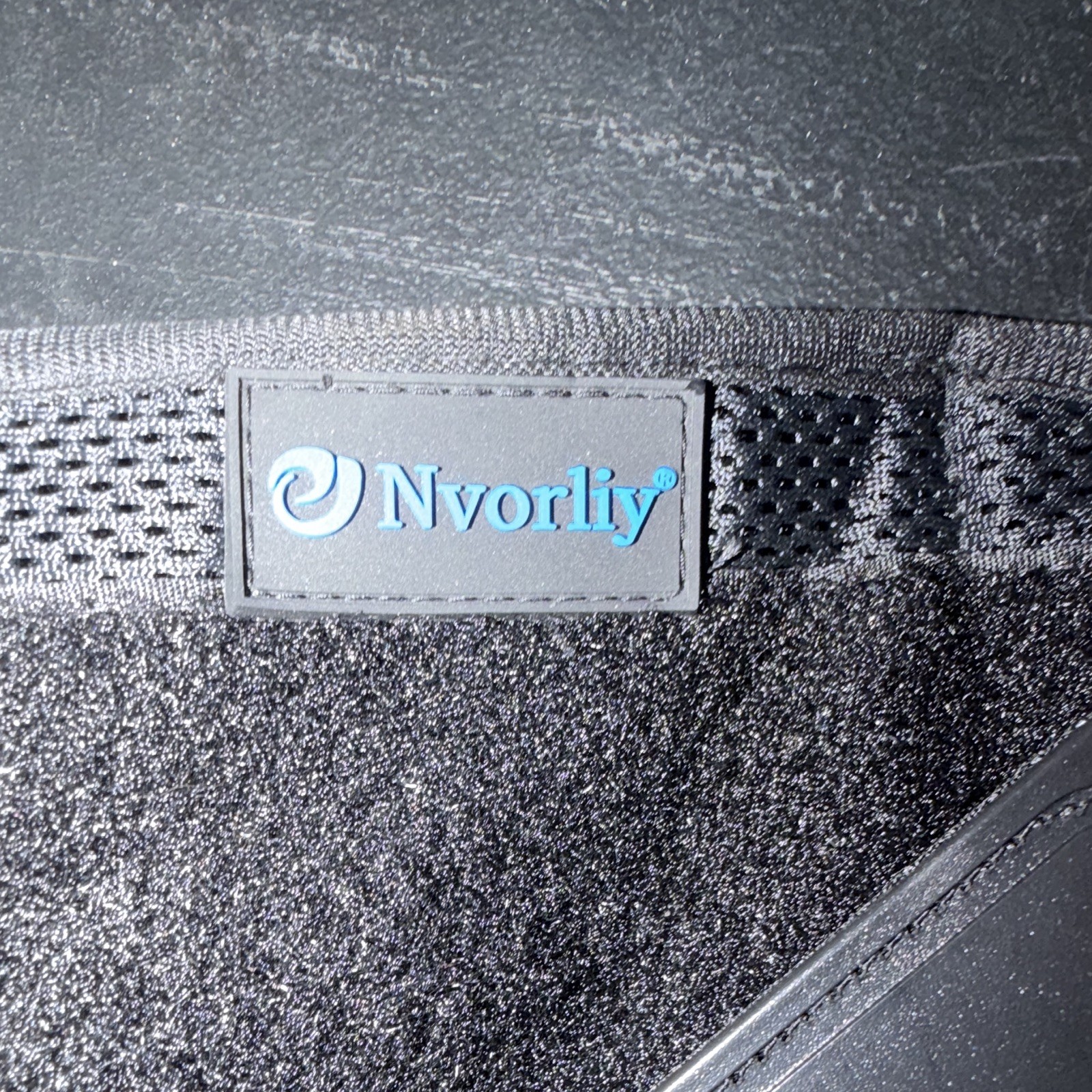 Nvorliy Adjustable Inflatable Lumbar Support Belt Air Pump Black/Blue Size M
