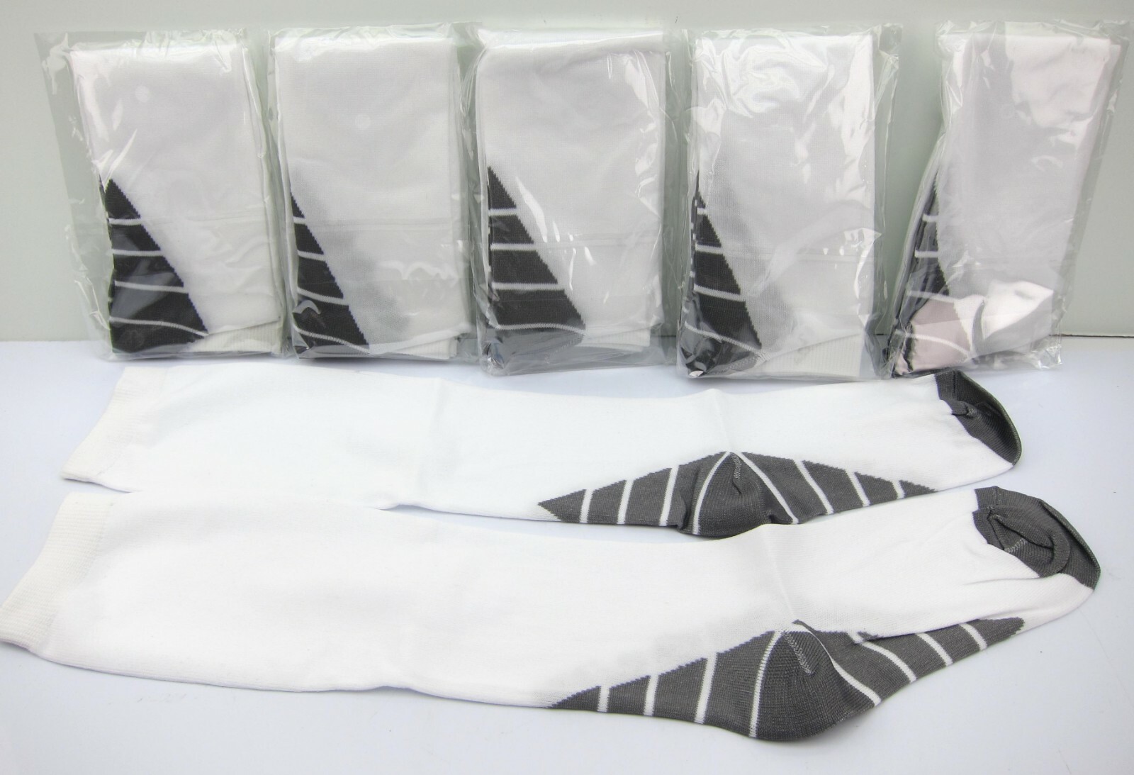 NEW 6 Pair Women’s Compression Socks White Grey 30-35 mmhg XL Medical Running