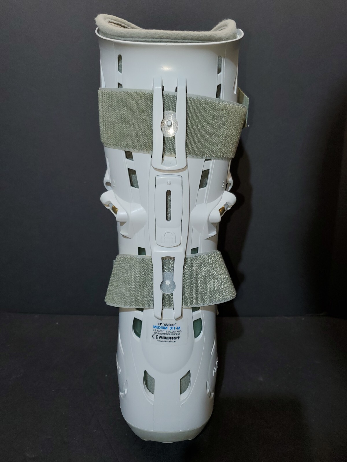 AIRCAST FP Walker ~ Walking Boot Foam Pneumatic Size Medium 01F-M ~ Adjustable