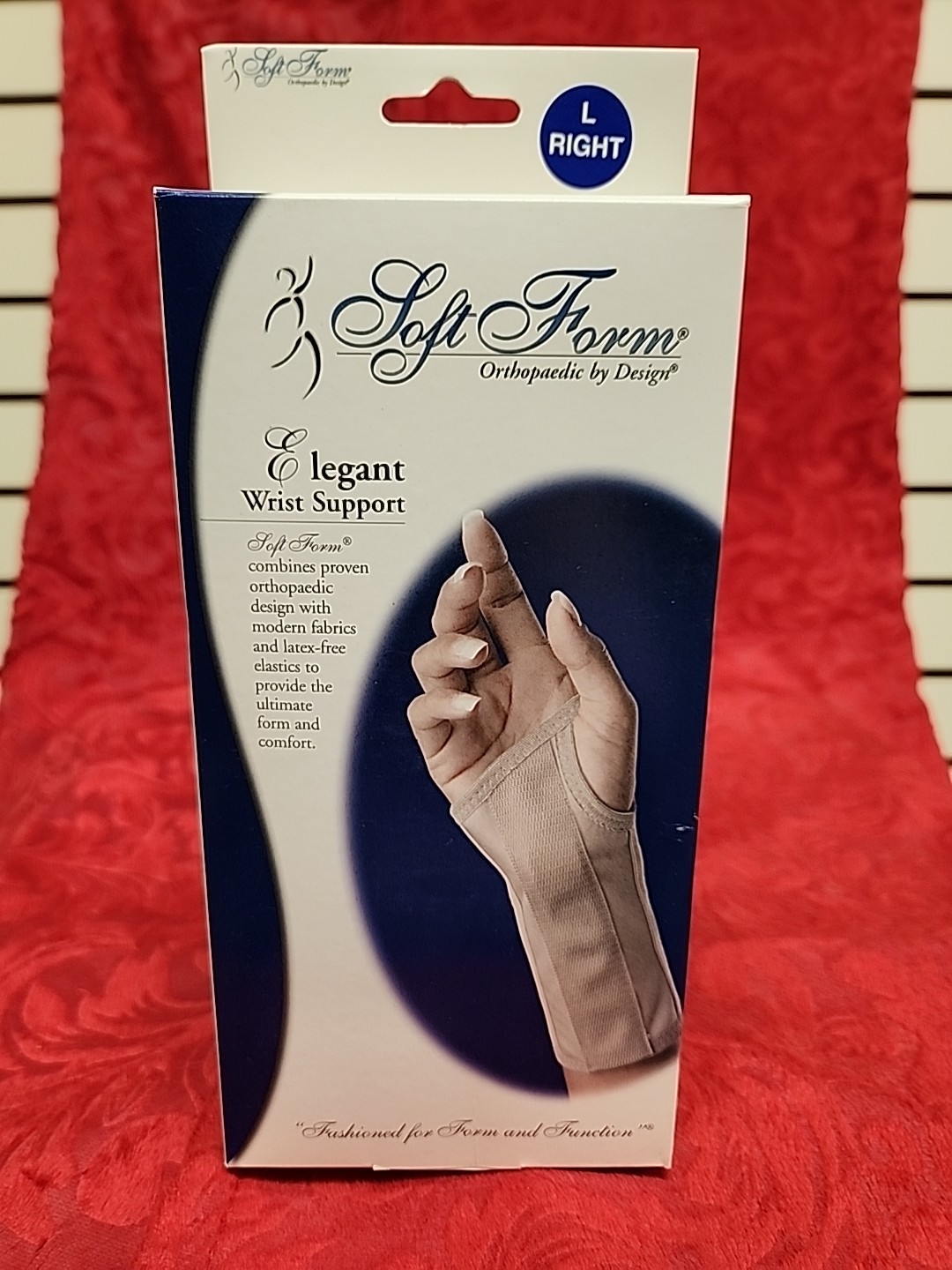 SOFT FORM Elegant Wrist Support Right Wrist Size Large New In Box