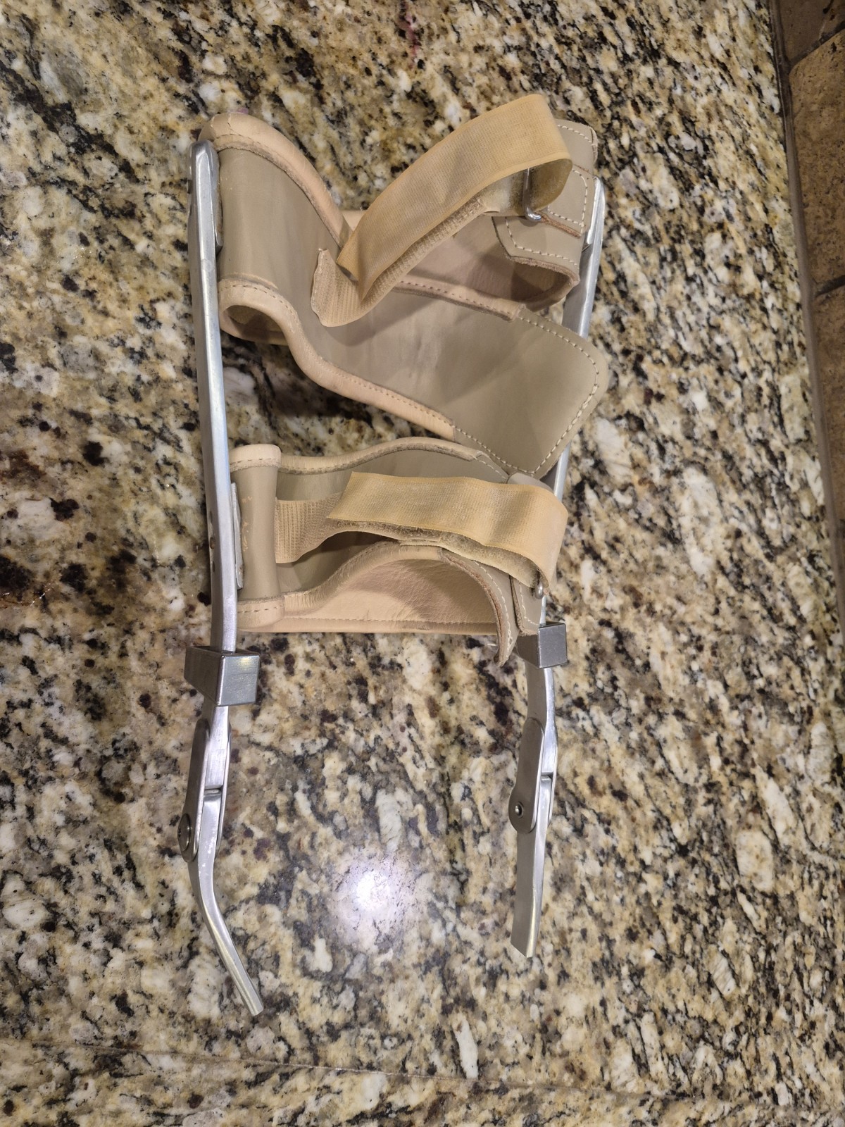 AFO ANKLE FOOT ORTHOSIS BRACE FOR SHOE SEE MEASUREMENTS EPILEPSY FOOT DROP