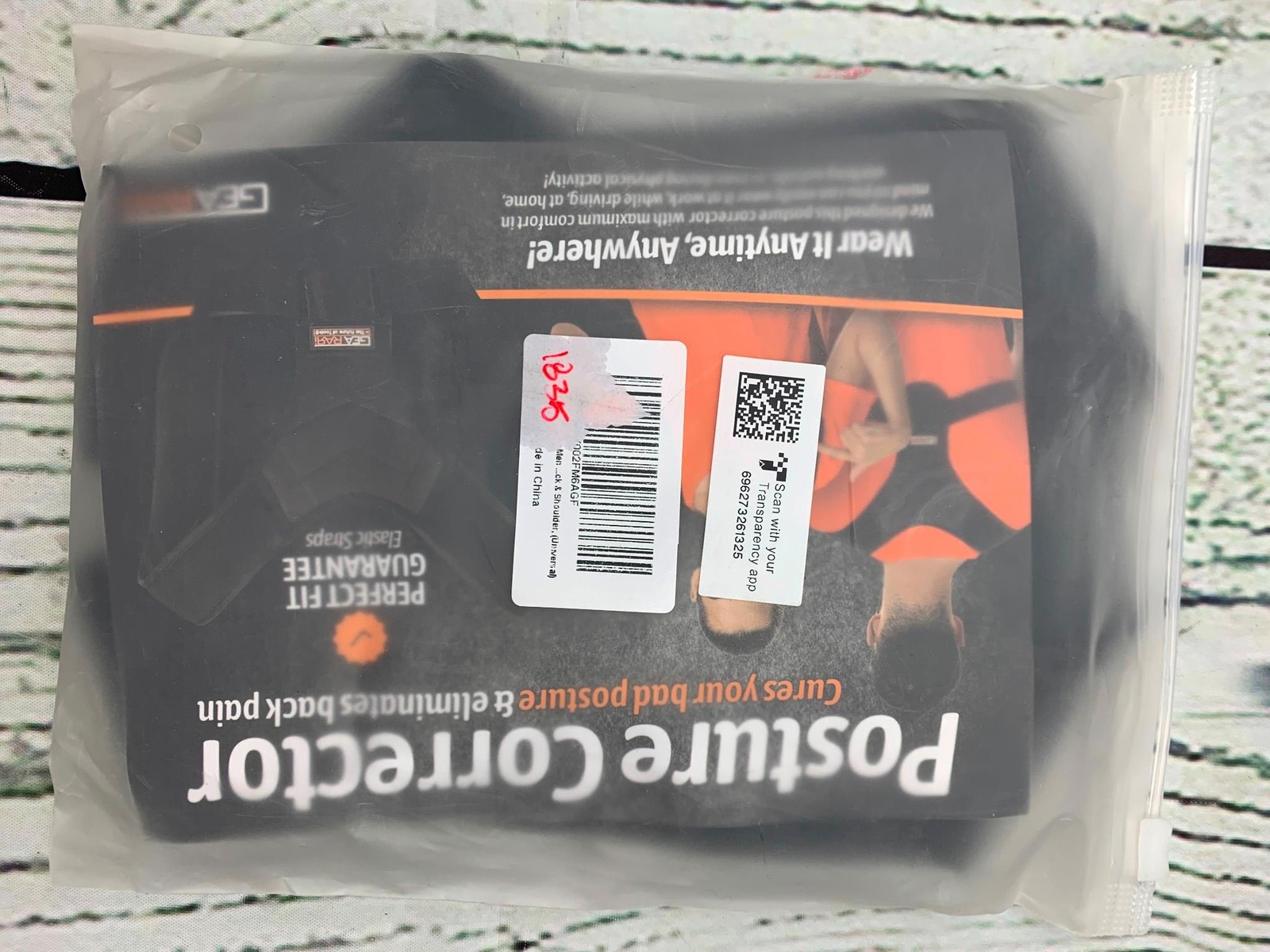 Posture Corrector for Men and Women Fix Upper Back Brace for Clavi