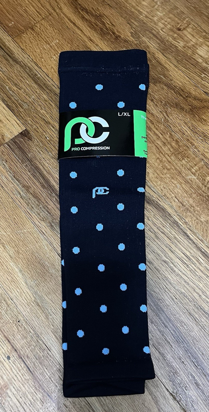 ProCompression Calf Sleeve Set Graduated Compression Navy Dot Size L/XL NEW