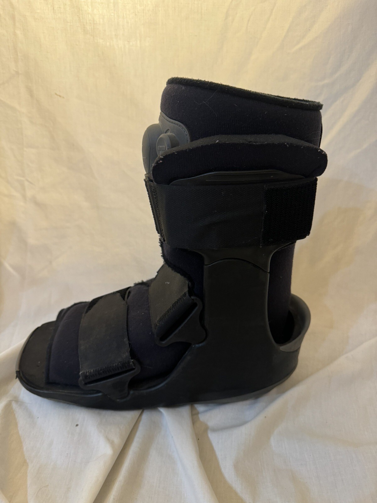 Berg Genesis Light Mid Calf Foot/Ankle Brace, Padded With Straps