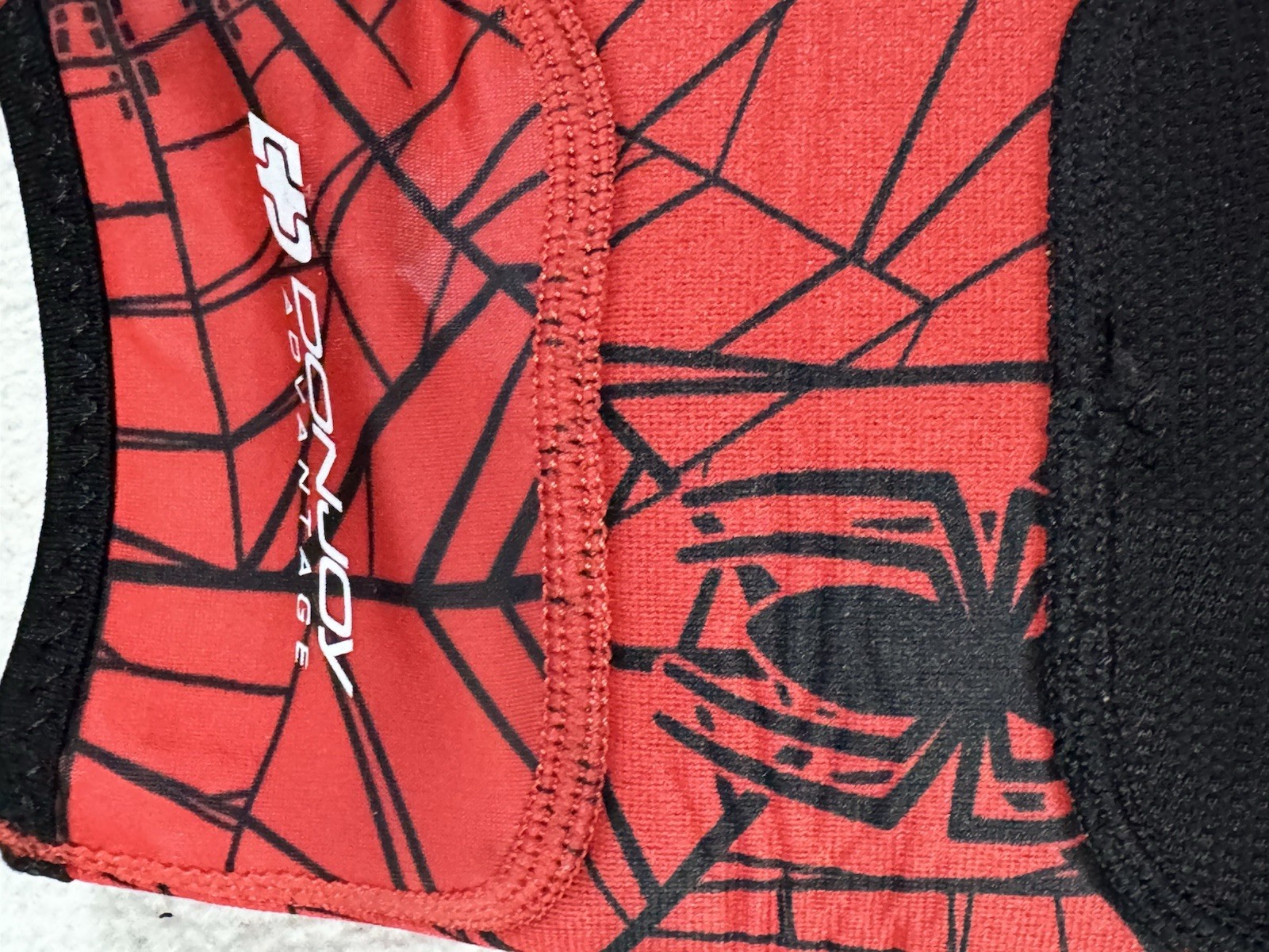 Donjoy Advantage Marvel Spiderman Patella Knee Sleeve, YOUTH, Mild Support, NEW