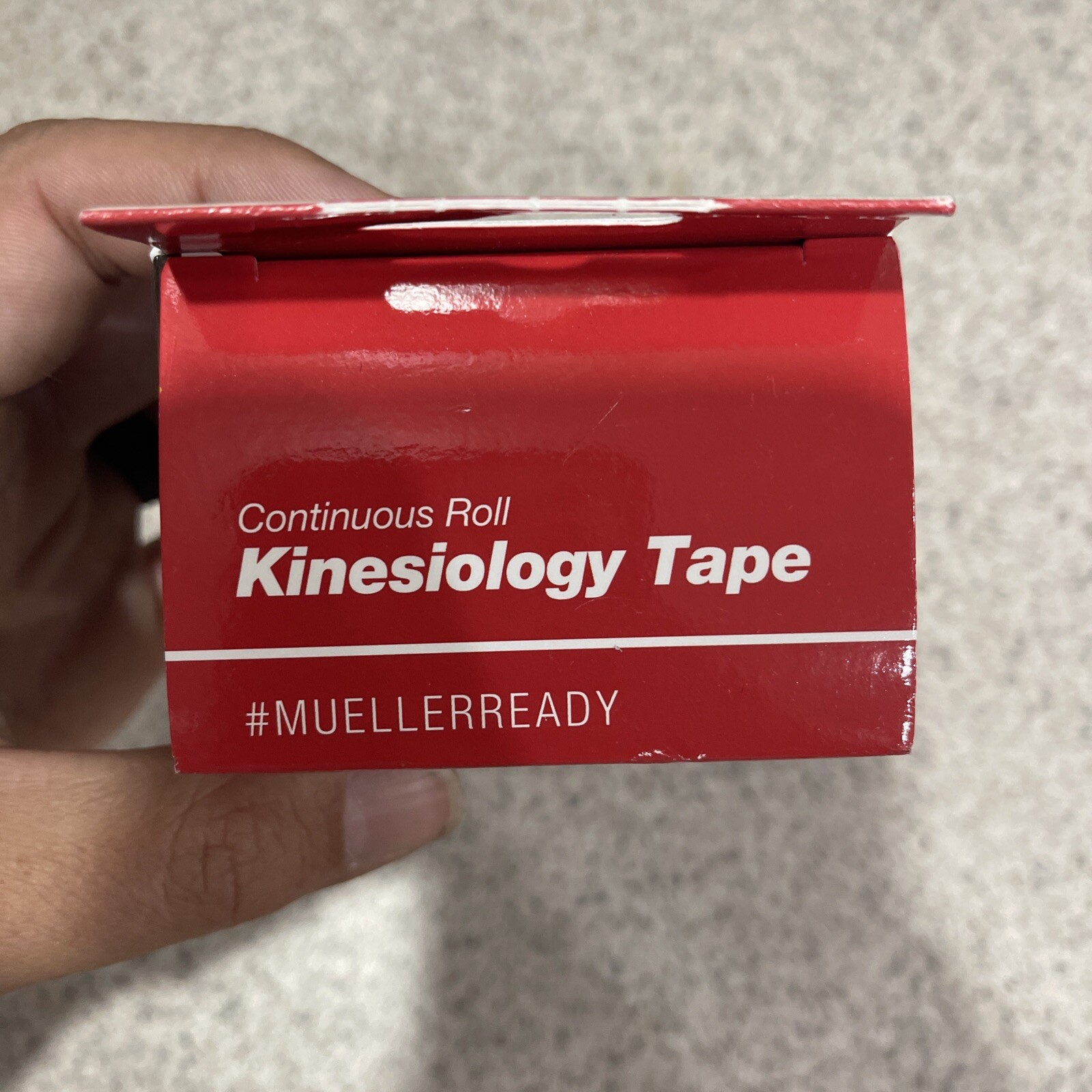 Mueller Sports Medicine Kinesiology Tape 2.0 in x 16.4 ft Black NEW!