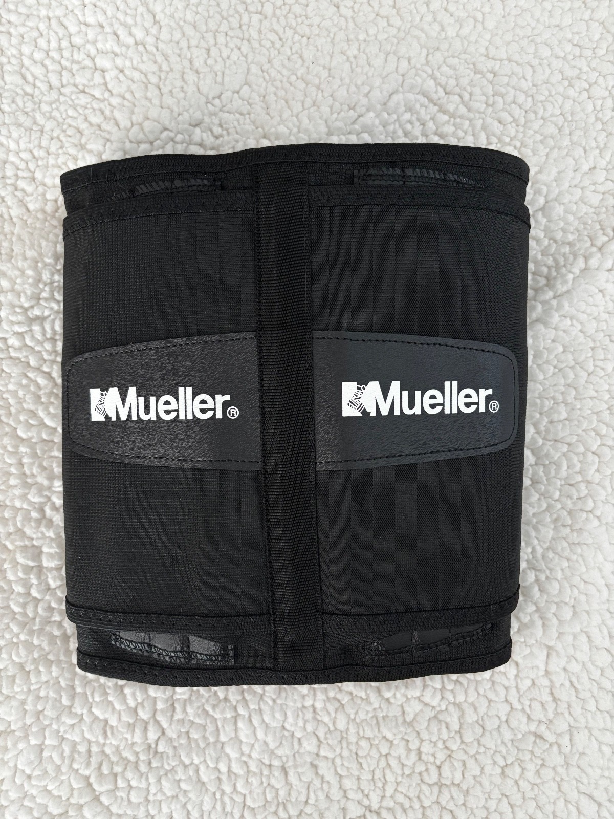 Mueller Maximum (Plus Size 50-70″ Waist) Adjustable Back Brace with Lumbar Pad