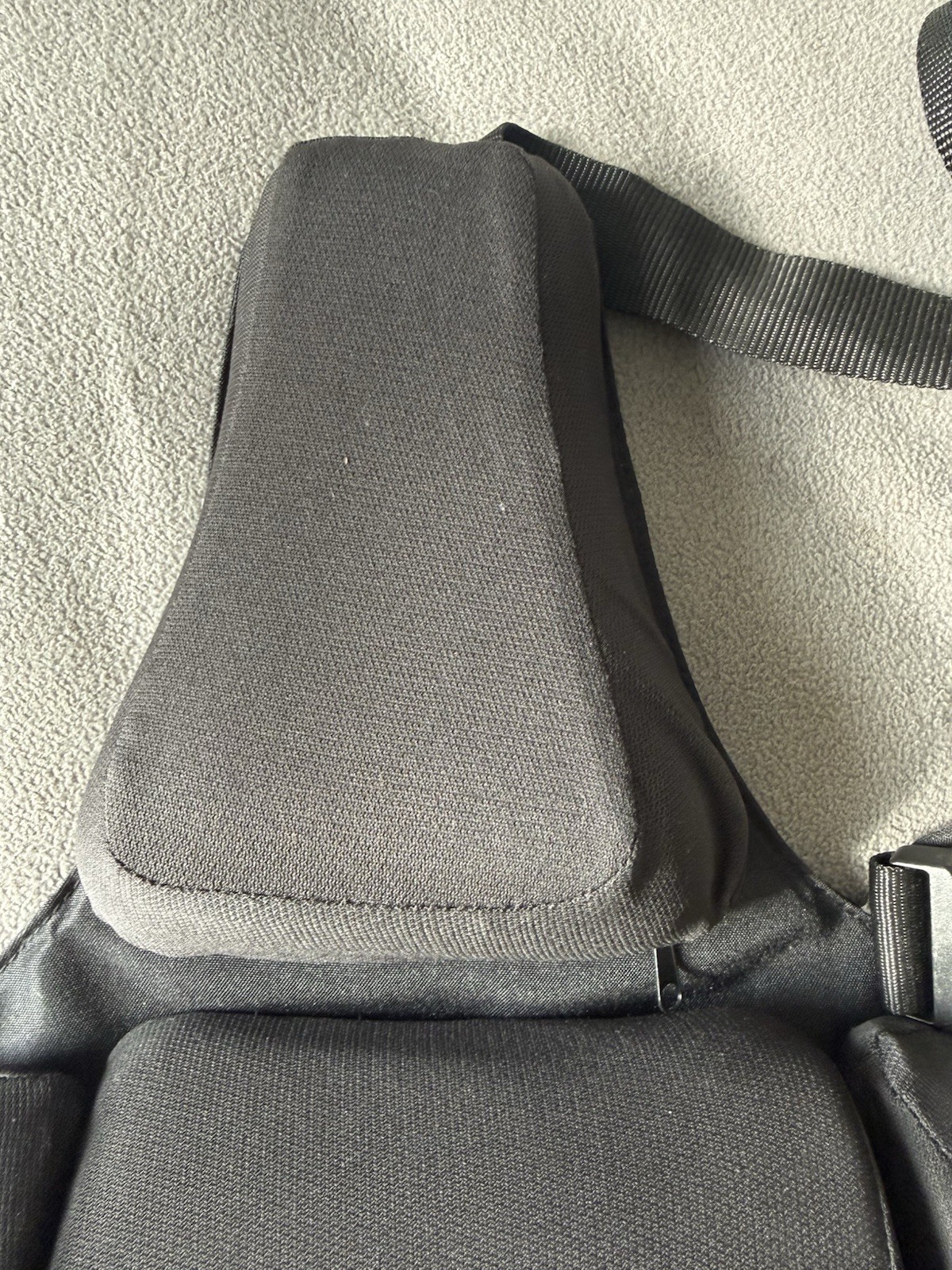 Fellowes Microban Orthopedic Back Support &Black 15″ 80376