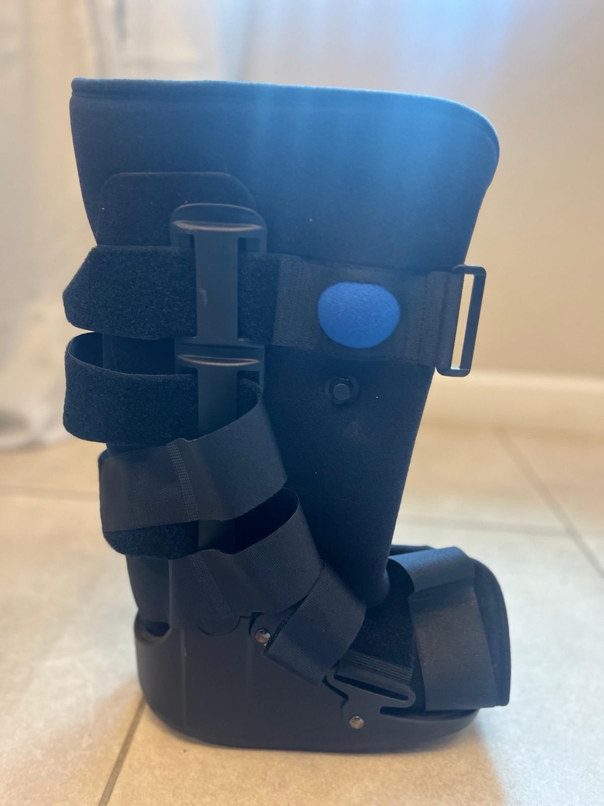 Aircast Airselect Pneumatic Walking Boot