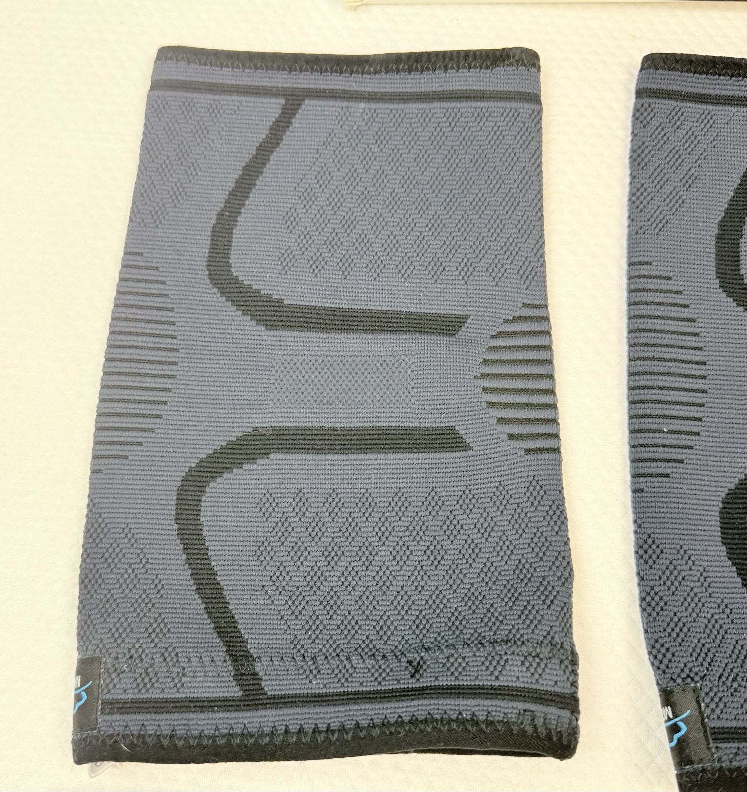 Modvel Knee Brace 2 Pack Size Medium Black Compression 3D Knit