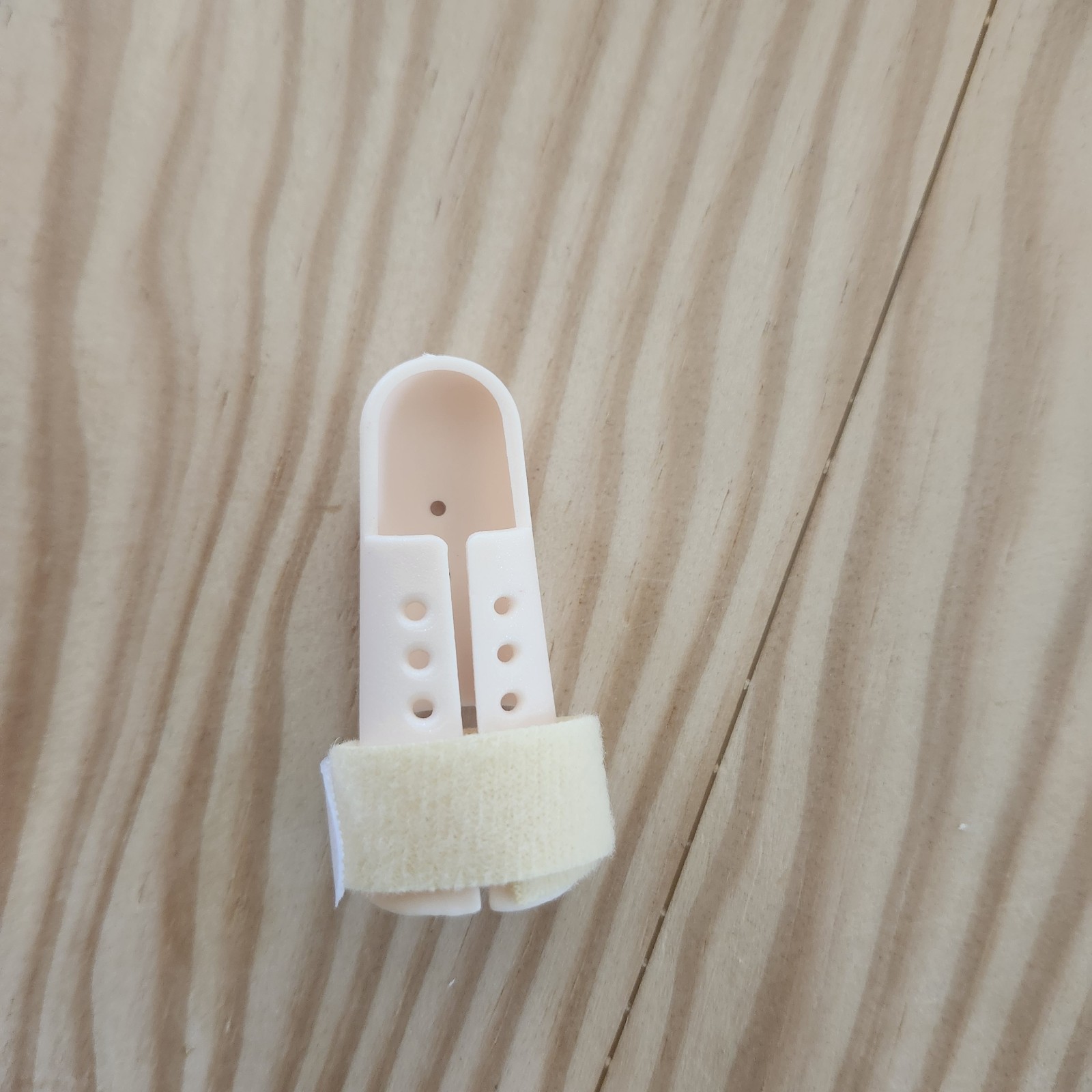 Cap-Style Single Joint Finger Splint (DIP/PIP Support, Fits 38-41mm Circumferenc