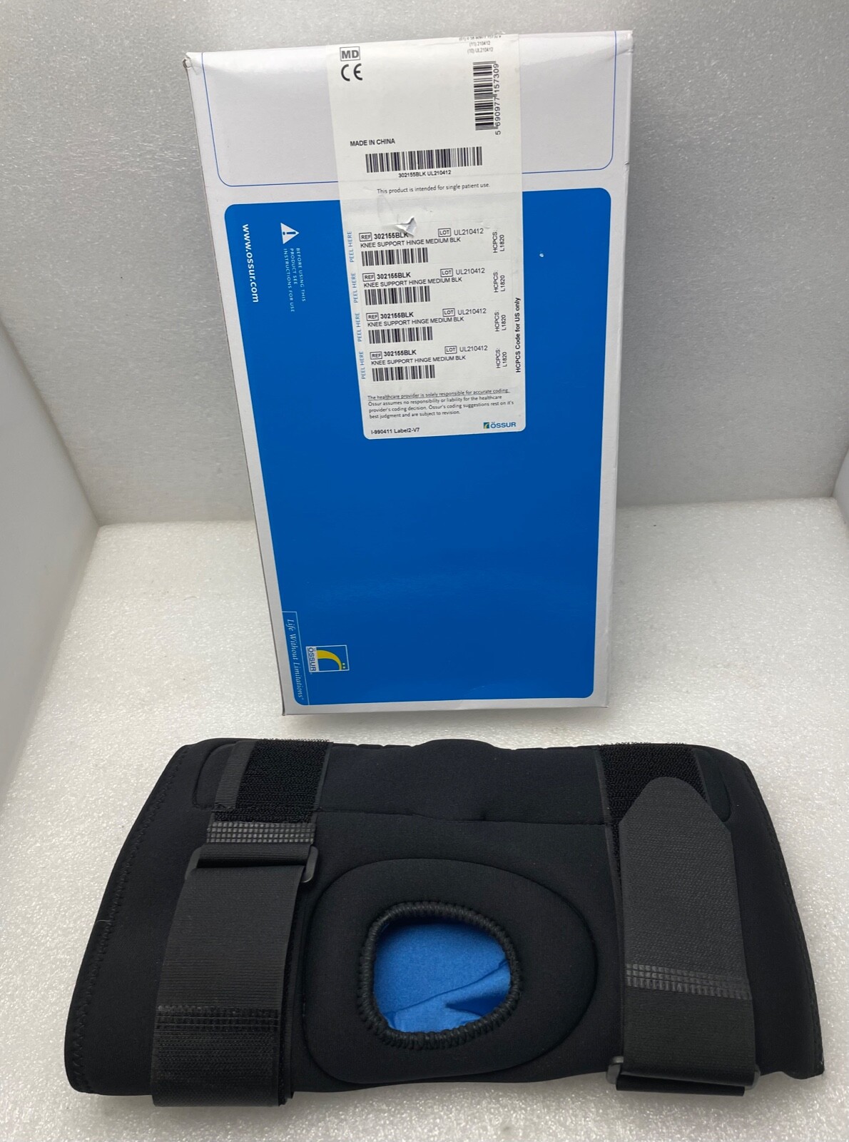 Ossur Neoprene Wraparound Hinged Knee Support Size Medium Black 302155