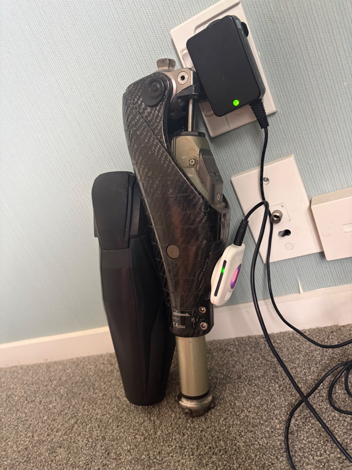 Genium x3 with cover 2020