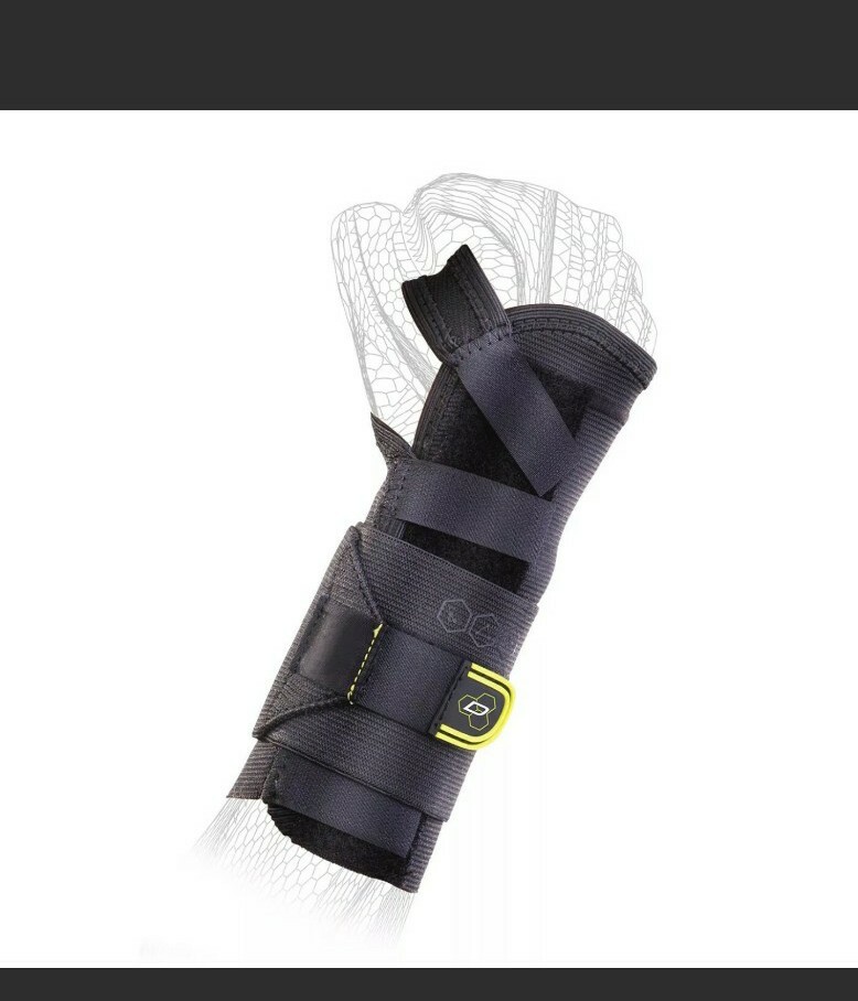 DonJoy Performance Bionic Elastic Wrist Brace. Size Medium/Large. Right Hand