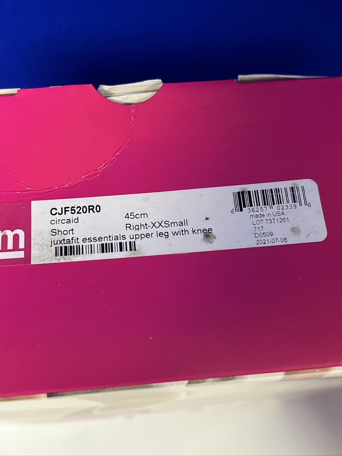 Medi Circaid JuxtaFit Essentials Upper Leg W/Knee RIGHT-XX SMALL 45CM CJF520R0