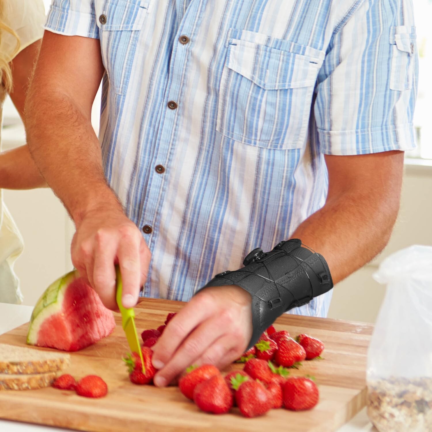 Carpal Tunnel Wrist Brace – Adjustable Knob Hand Brace Night Support