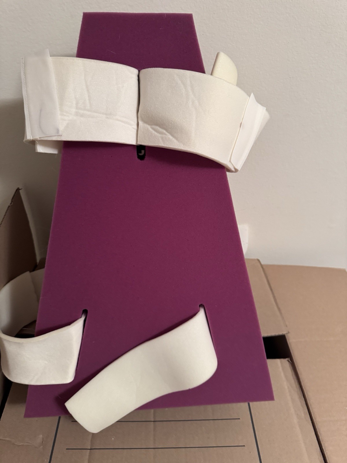 Hip abduction pillow hip replacement , Adjustable Straps, Size L,purple color