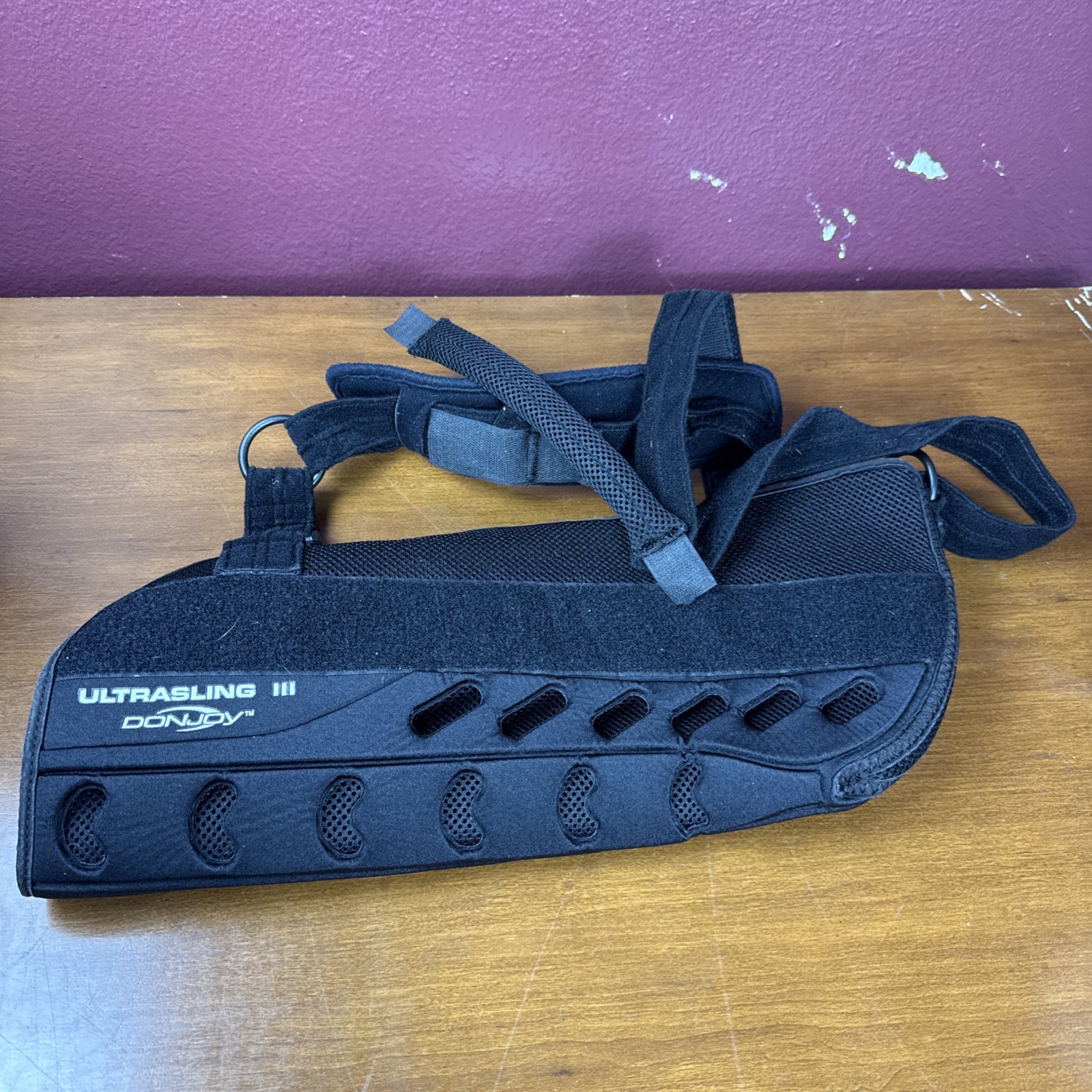 DonJoy UltraSling III Shoulder Immobilizer Support Sling Black, Size Large
