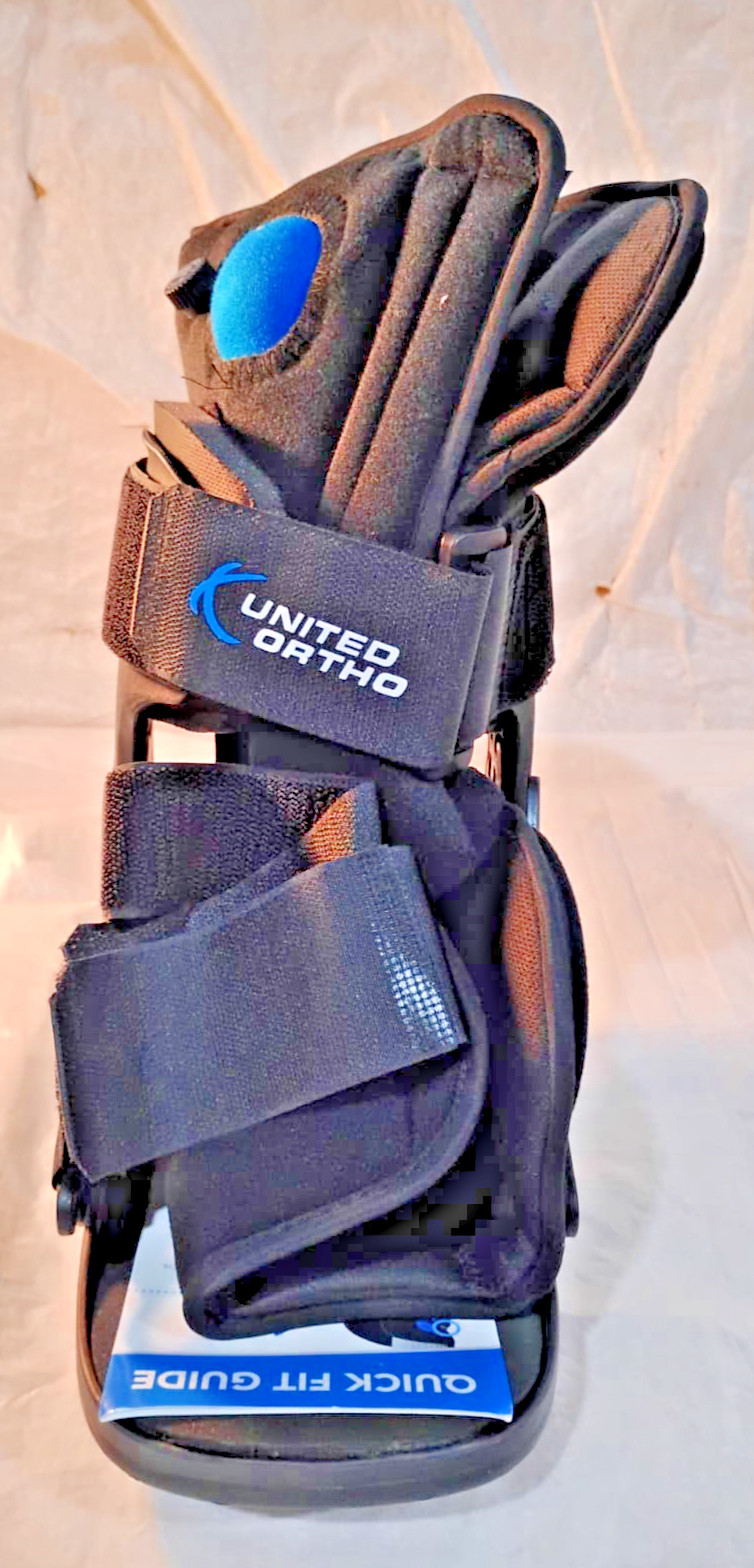 United Ortho USA14111 Short Air Cam Walker Fracture Boot, Extra Small, Black