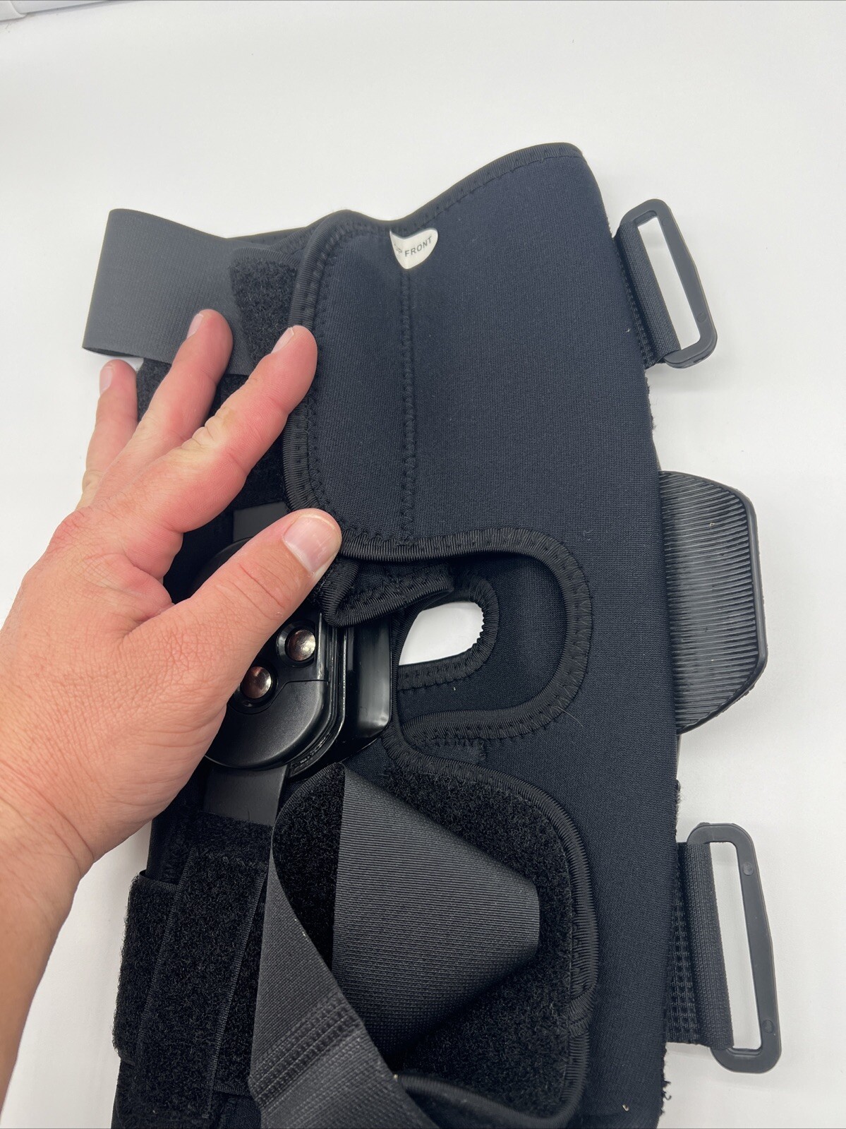 COMFORTLAND HINGED KNEE BRACE CK-111-3 Medium