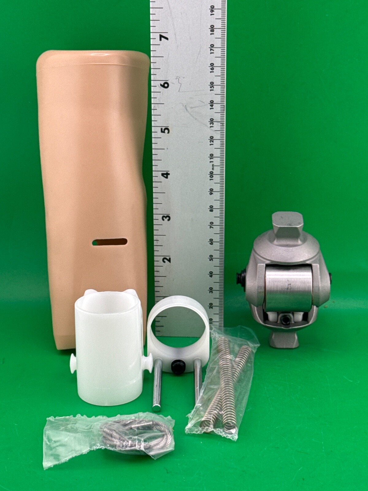 Single axis prosthetic knee. New. Similar to Otto bock 3r49