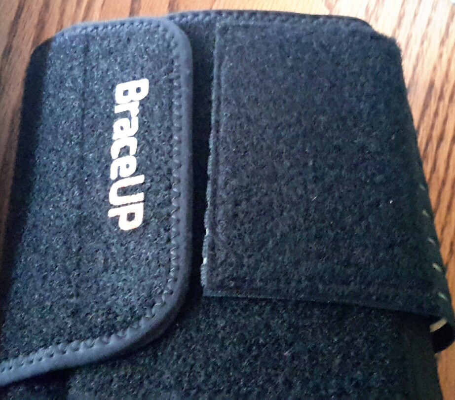 BraceUP Stabilizing Lumbar Lower Back Brace Support Belt S/M (LB-15)