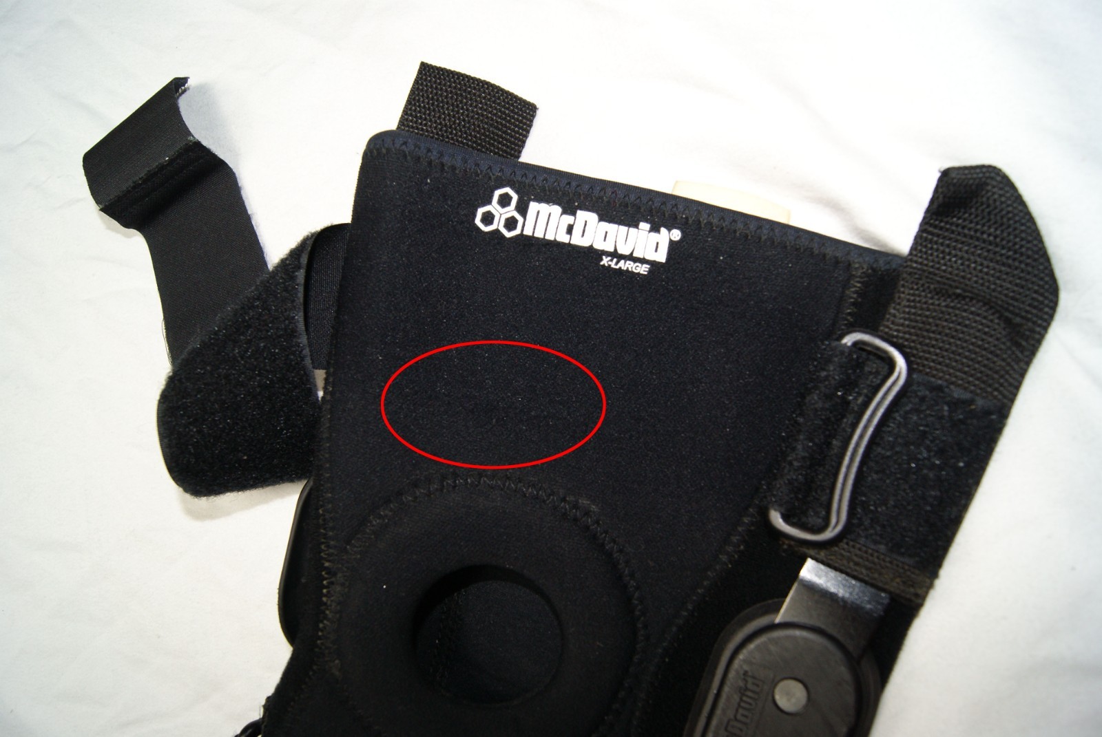 mcdavid hinged knee brace XL black hook & loop closure neoprene