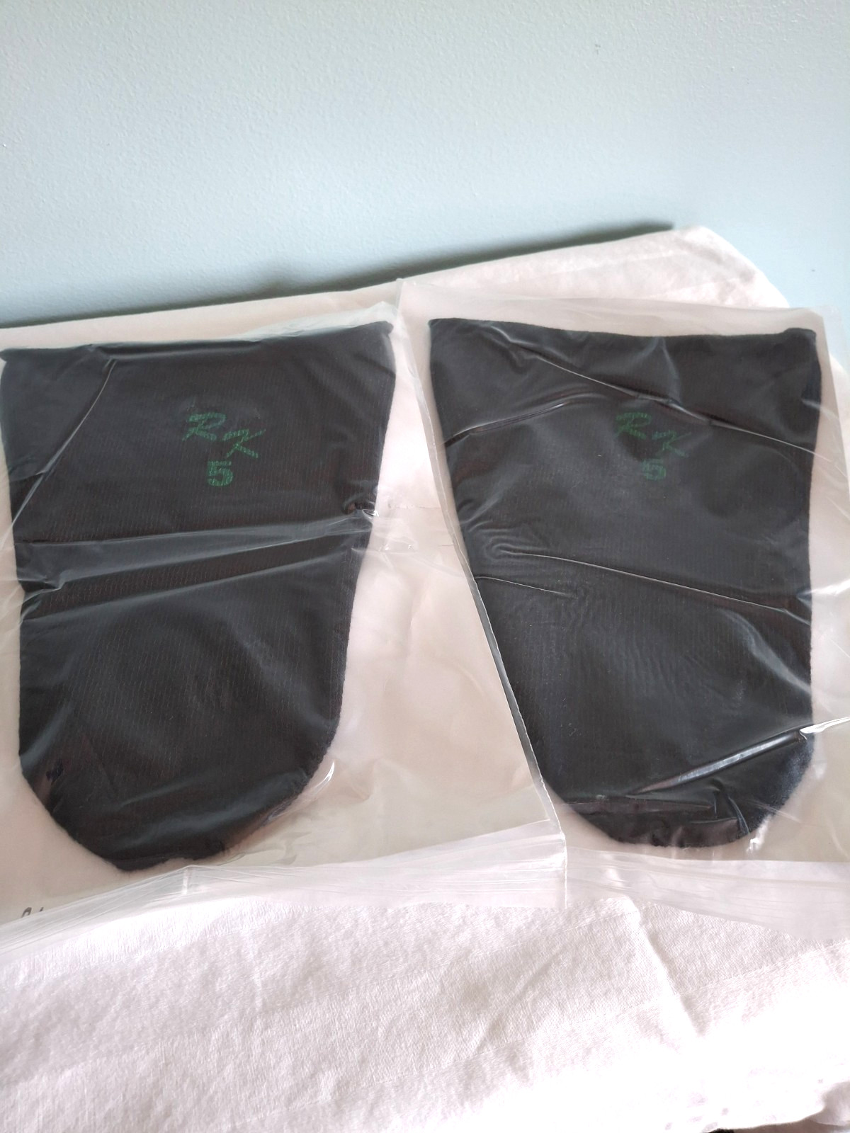 The Royal Flush Prosthetic Sock Black Large 2 Pair Distal Opening NEW Comfort