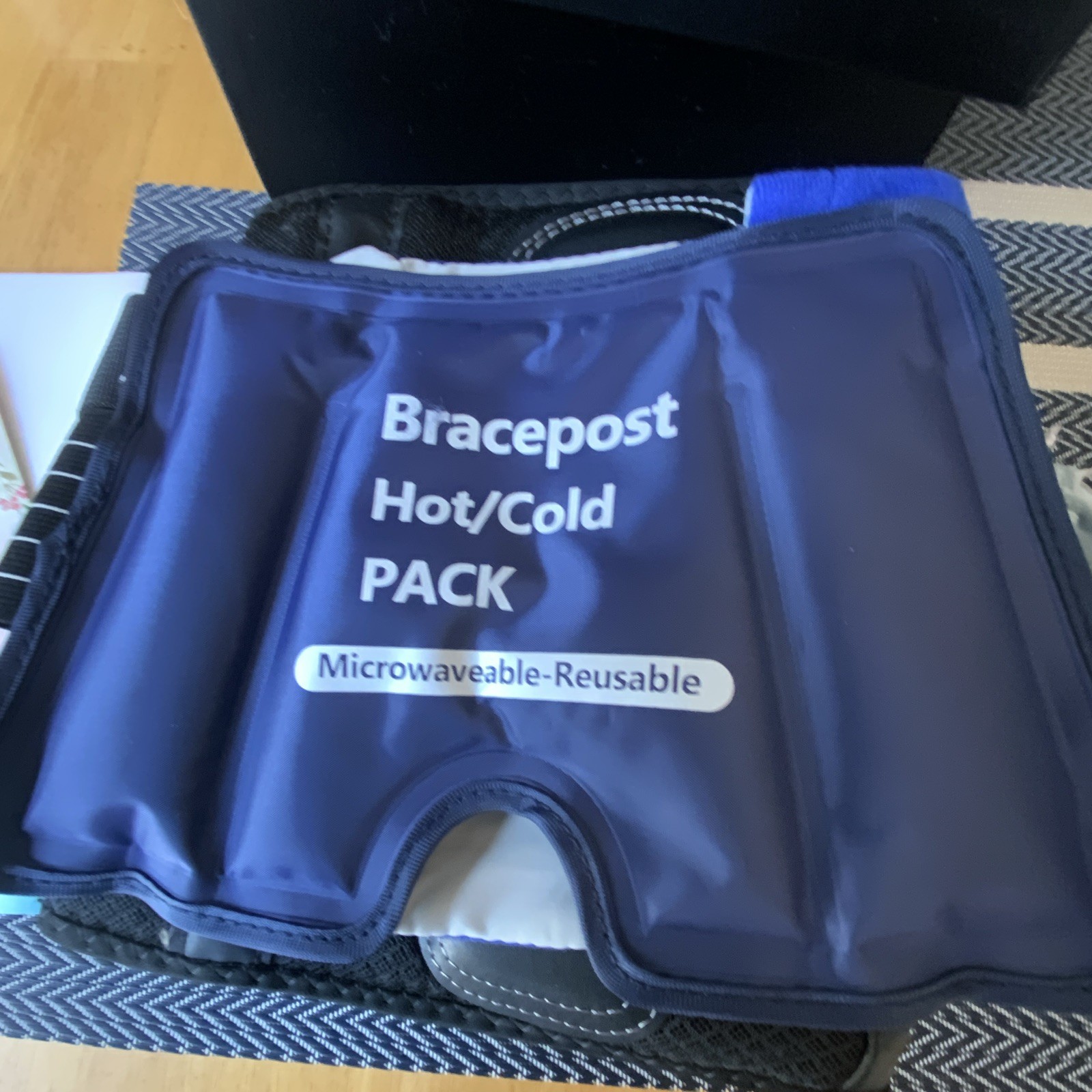 Bracepost Lower Back Brace, Adjustable Hot/Cold Pack, One Size, Black/Blue