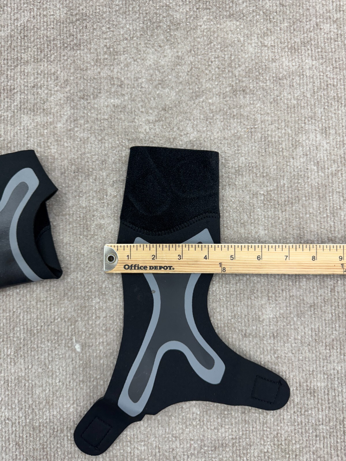 Shein Black Adjustable Compression Ankle Braces Adults Size Medium