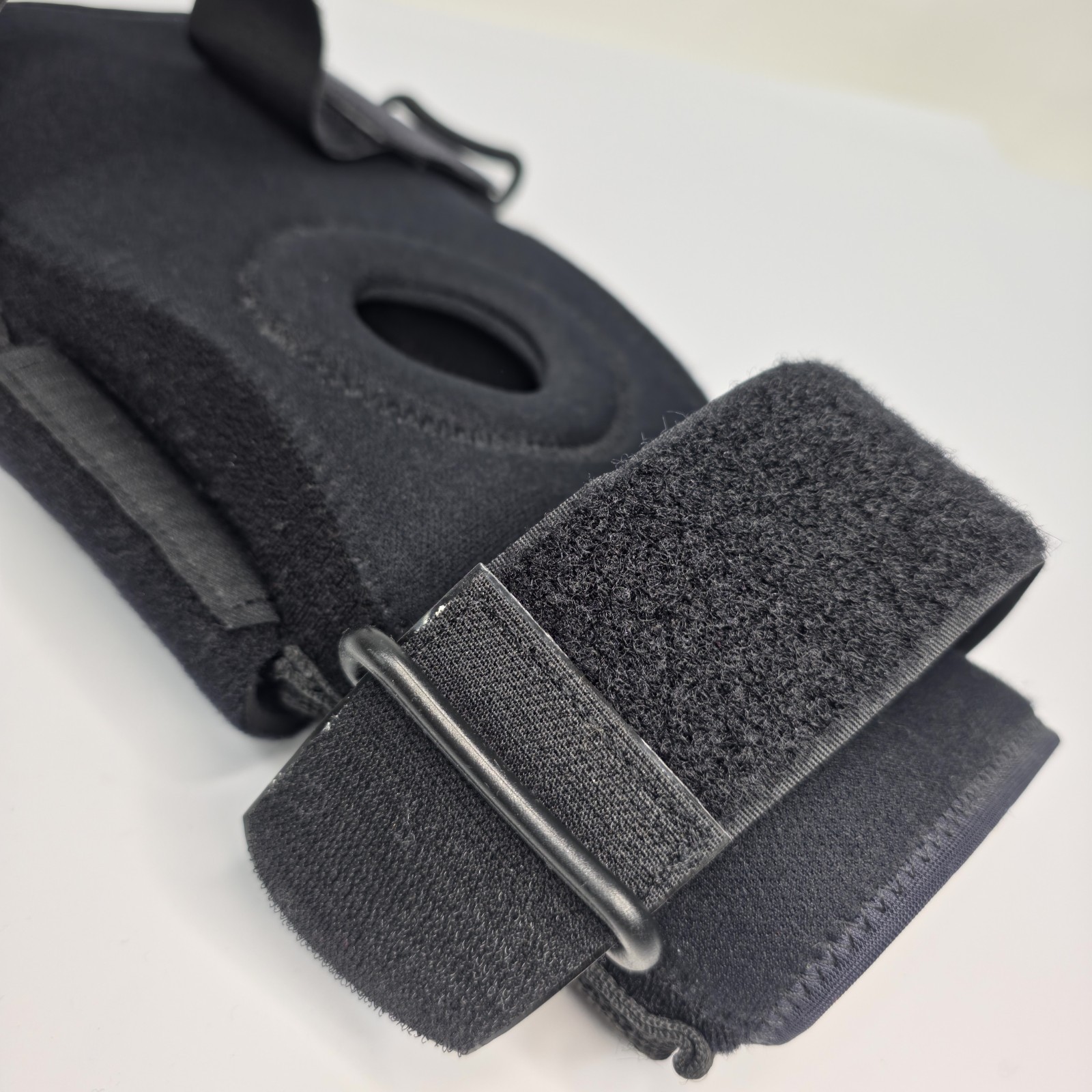 McDavid 428 Pro Hinged Knee Brace Level 3 Stabilizer Black Large