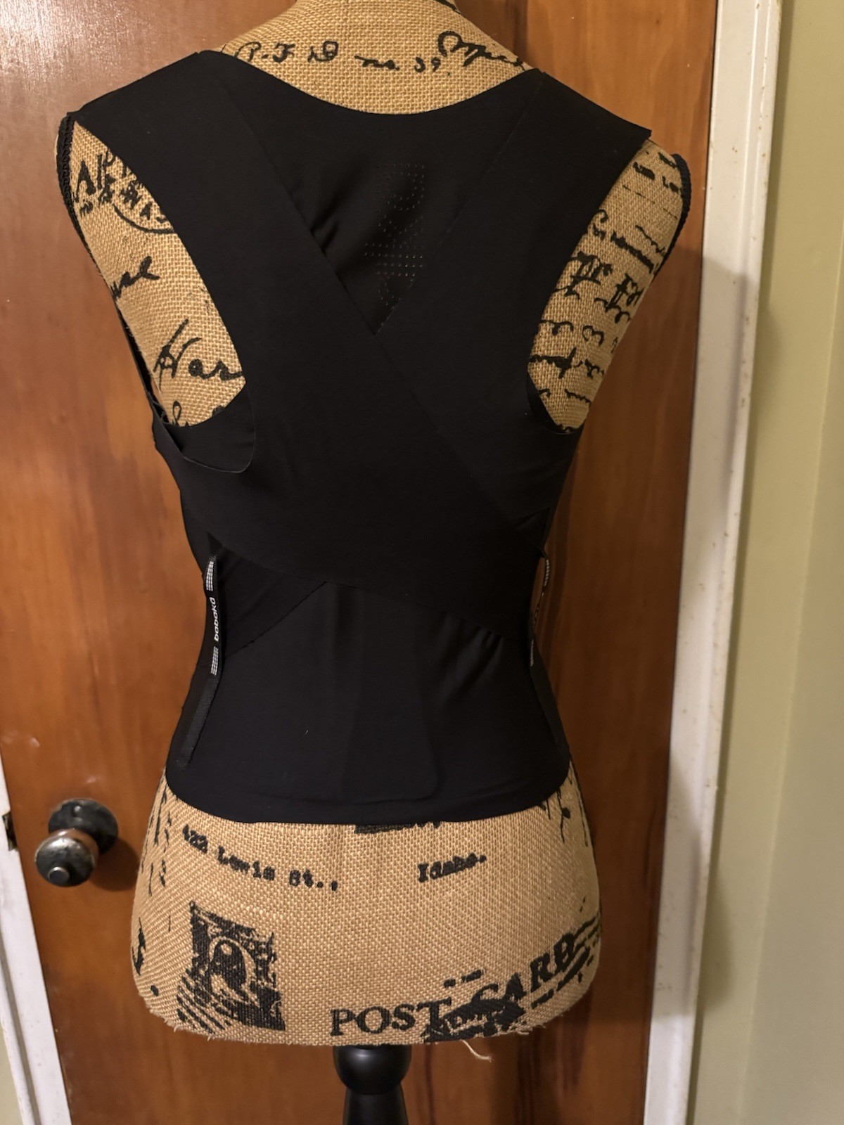 New babaka Posture Corrector, Size Small, New In Package