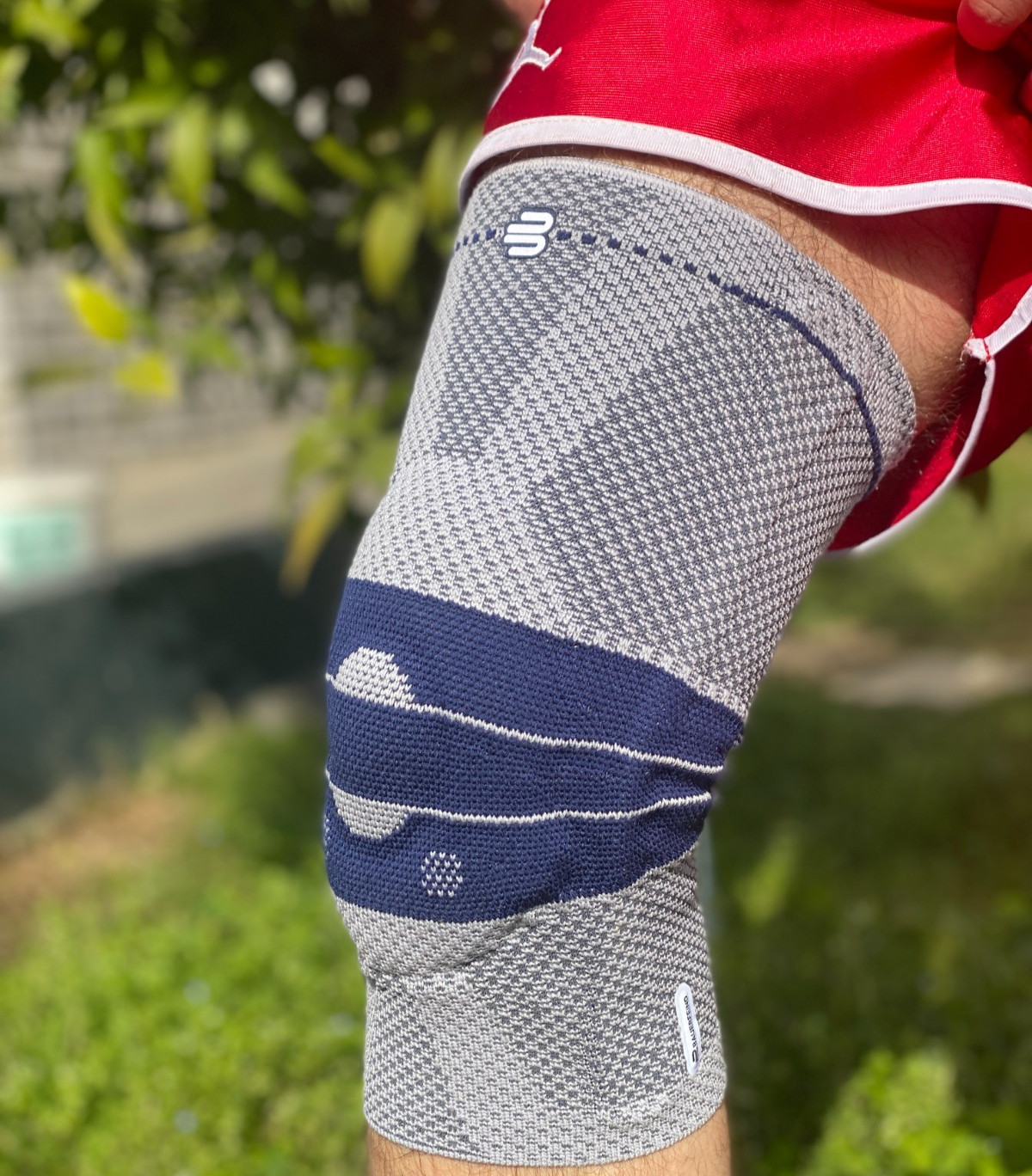 Bauerfeind GenuTrain Size 5 Knee Joint Hinge Brace Patella Support Sleeve ACL