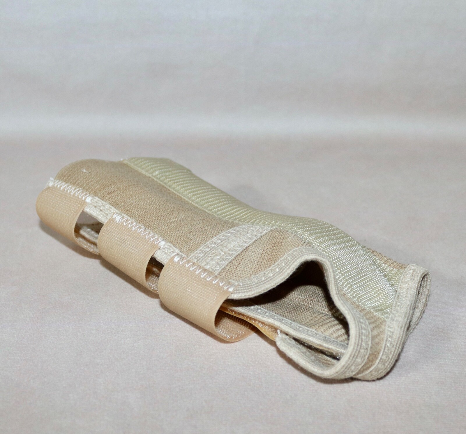 Biomet Bracing Elasto Fit Wrist Support ~ Adult Right Large ~ Beige #204115 NEW
