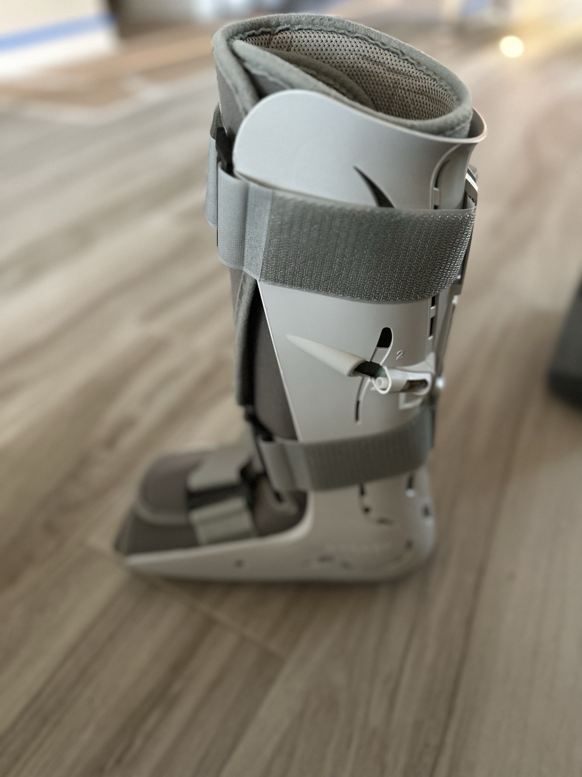 Aircast FP Walker Walking Boot Medium 01F-M Gray/White Adjustable Brace