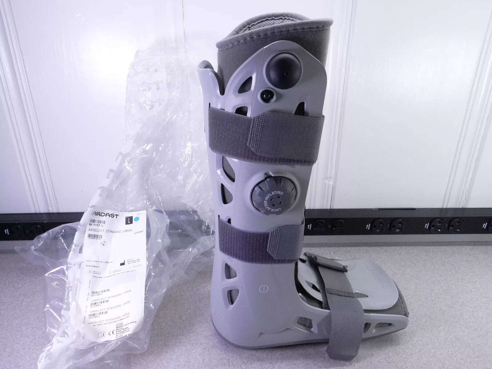 Large DJO Aircast Air Select walker brace walking boot standard – MINT