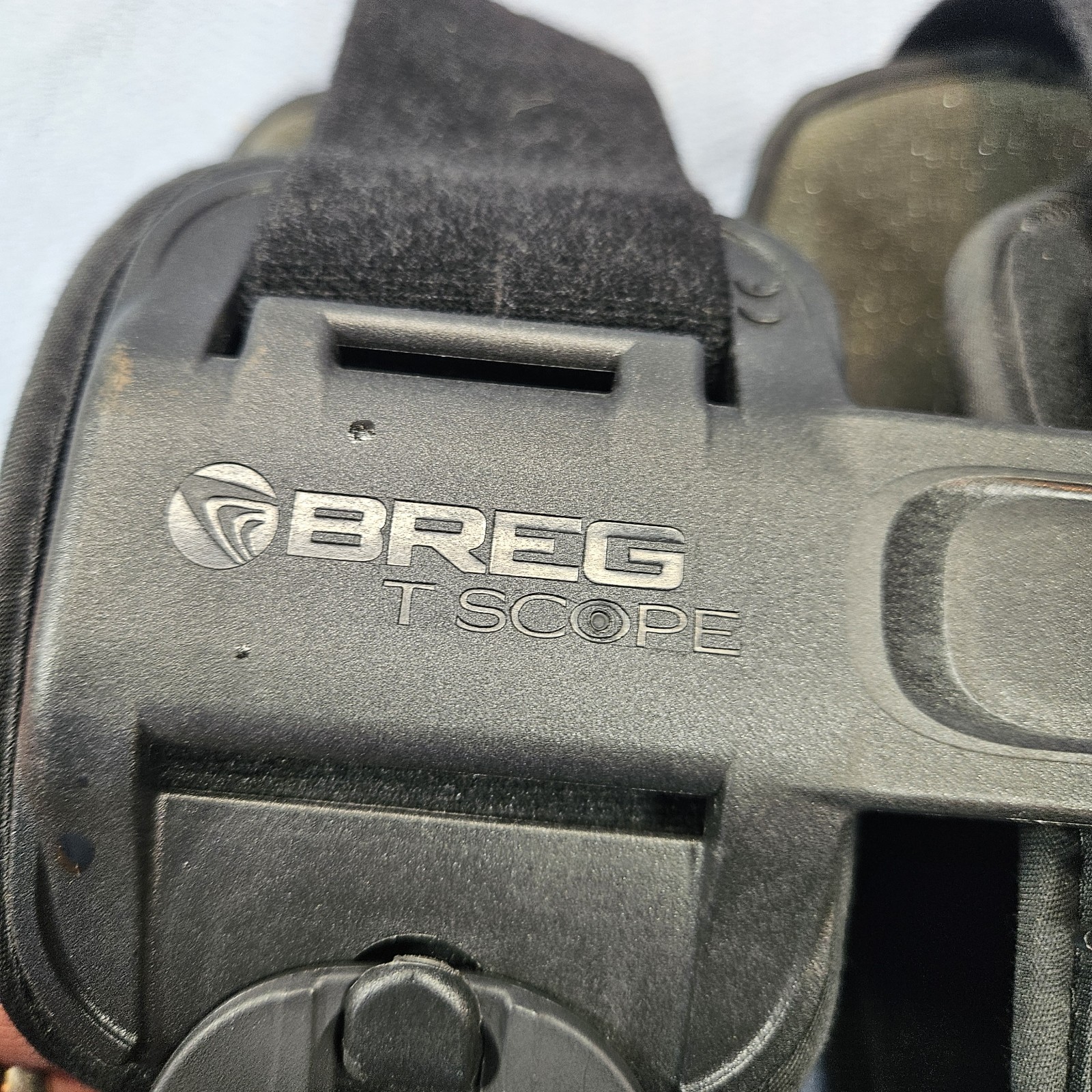 BREG Flex T-Scope Premier Post-Op Hinged Adjustable Knee Brace Right/Left Leg