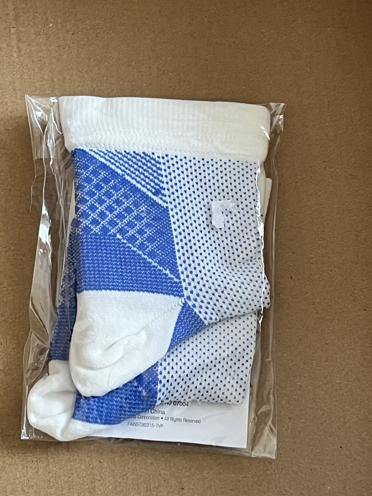 Foot Angel Anti-Fatigue Compression Foot Sleeve Sock Size S/M Slip On White Blue