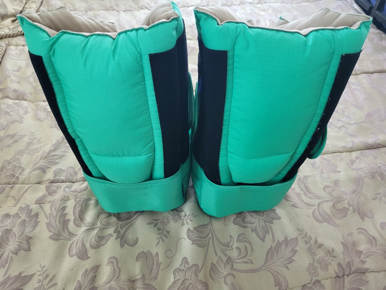 Lot Of 2 EHOB TruVue Heel Protector Boot Standard Wedges