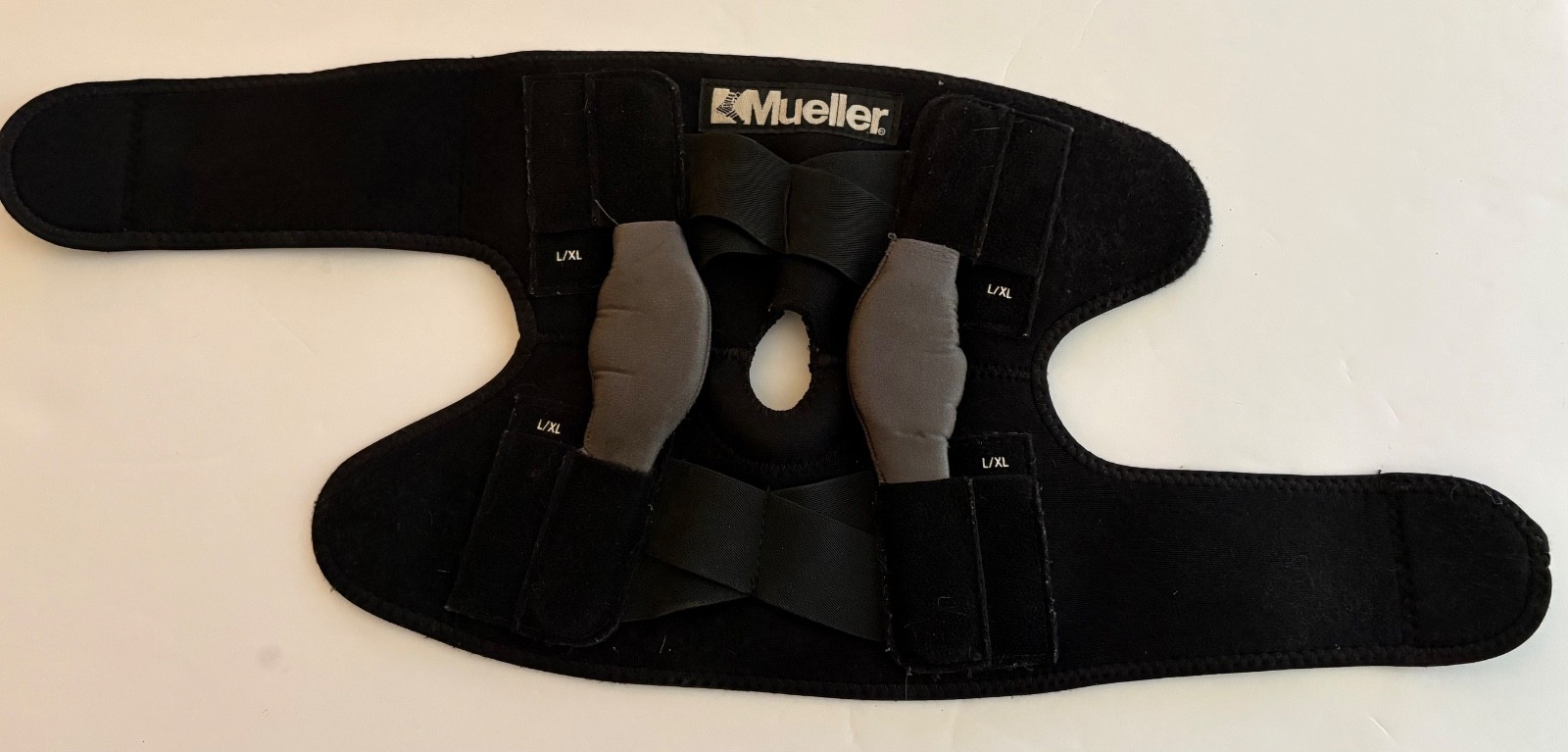 Mueller Sport Open Patella Hinged Wraparound Knee Brace Left or Right – L/XL